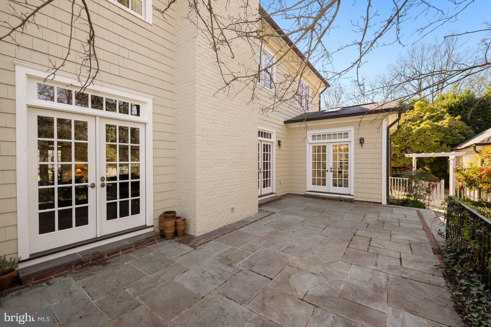 CHEVY CHASE VILLAGE - Residential