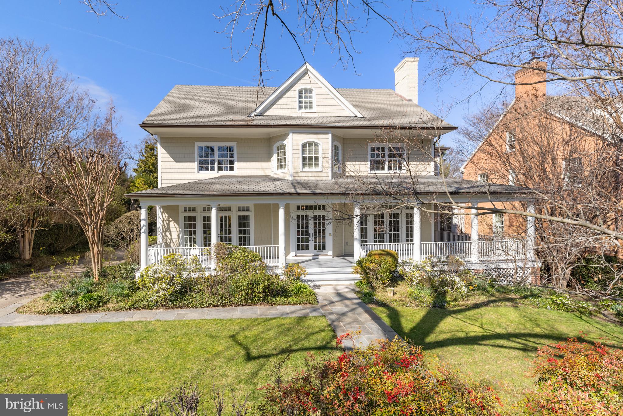 CHEVY CHASE VILLAGE - Residential