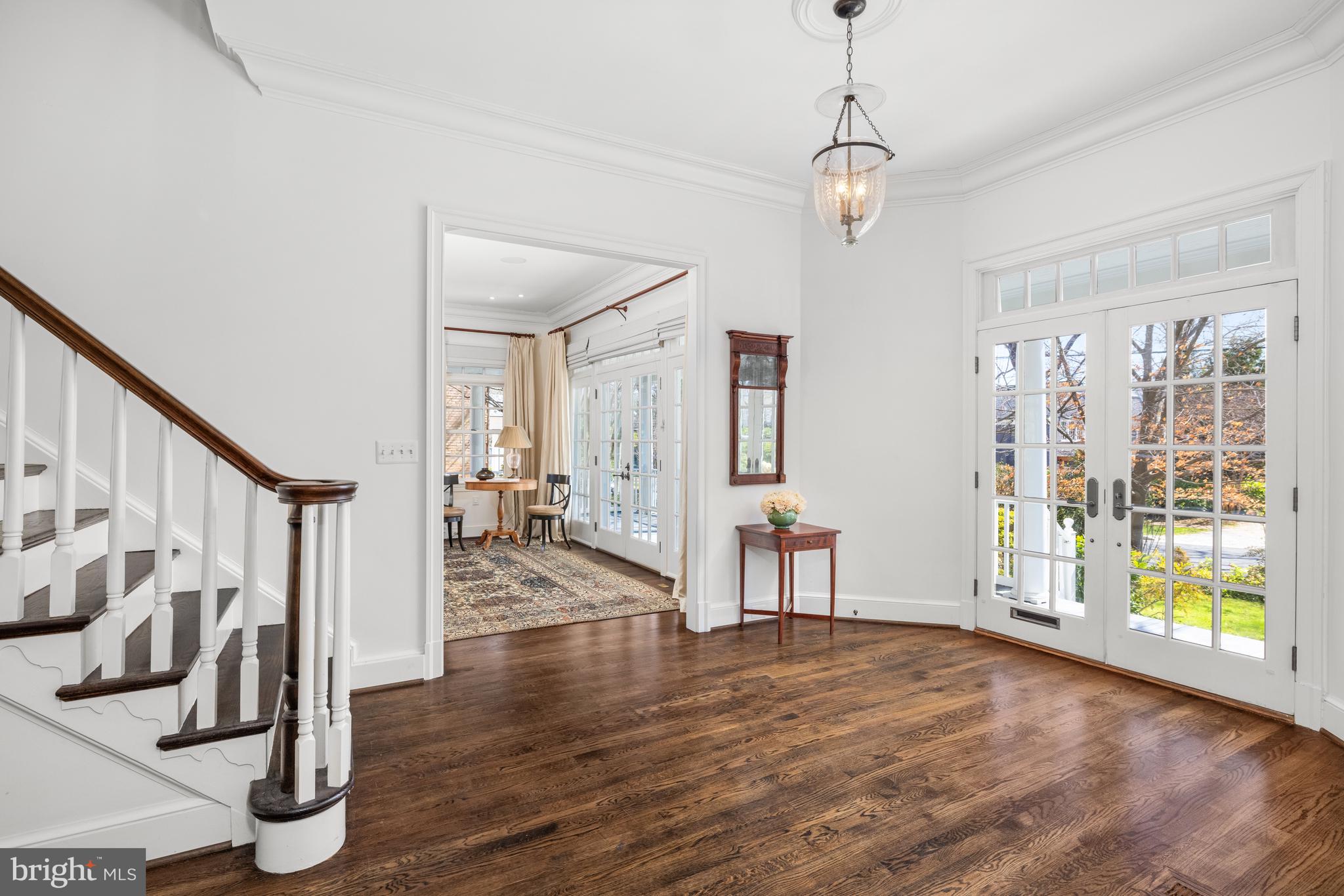 CHEVY CHASE VILLAGE - Residential