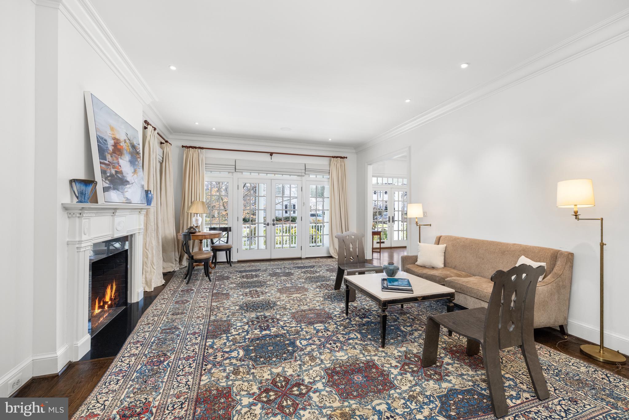 CHEVY CHASE VILLAGE - Residential