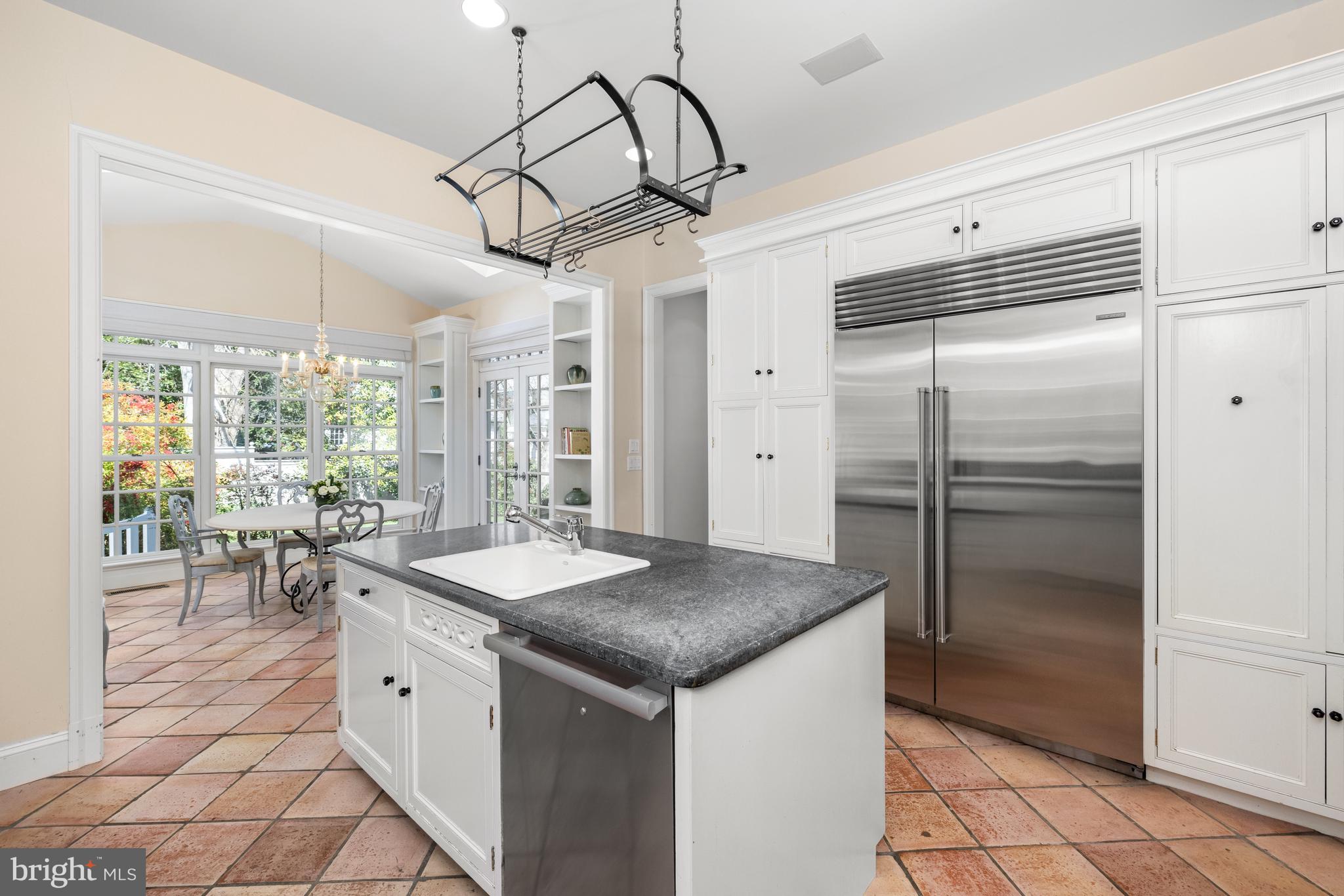 CHEVY CHASE VILLAGE - Residential