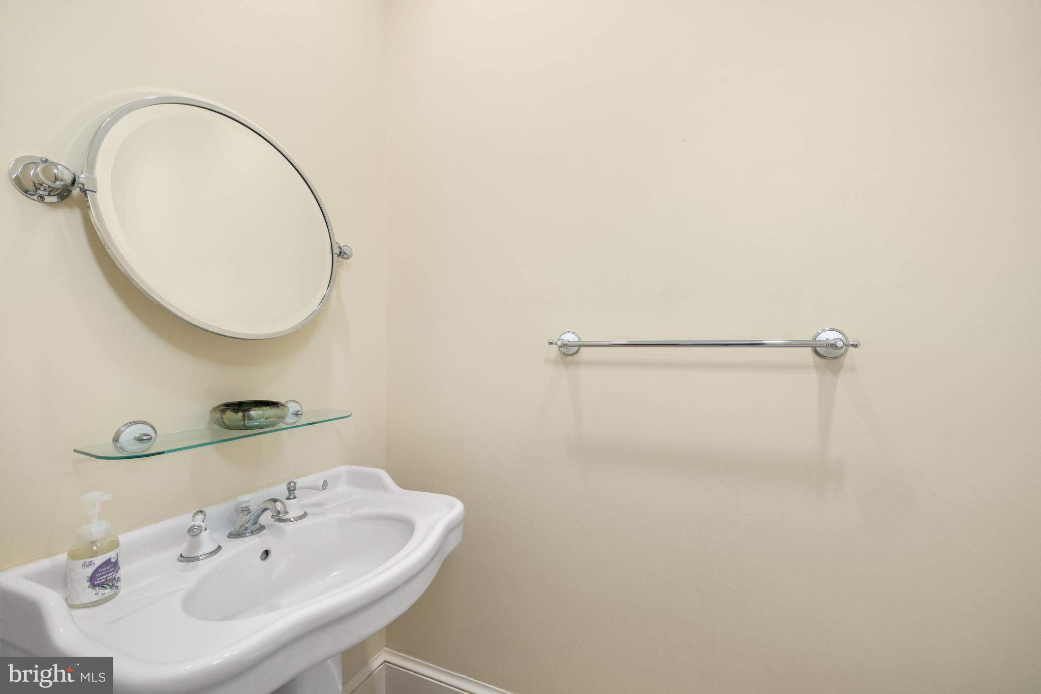 CHEVY CHASE VILLAGE - Residential