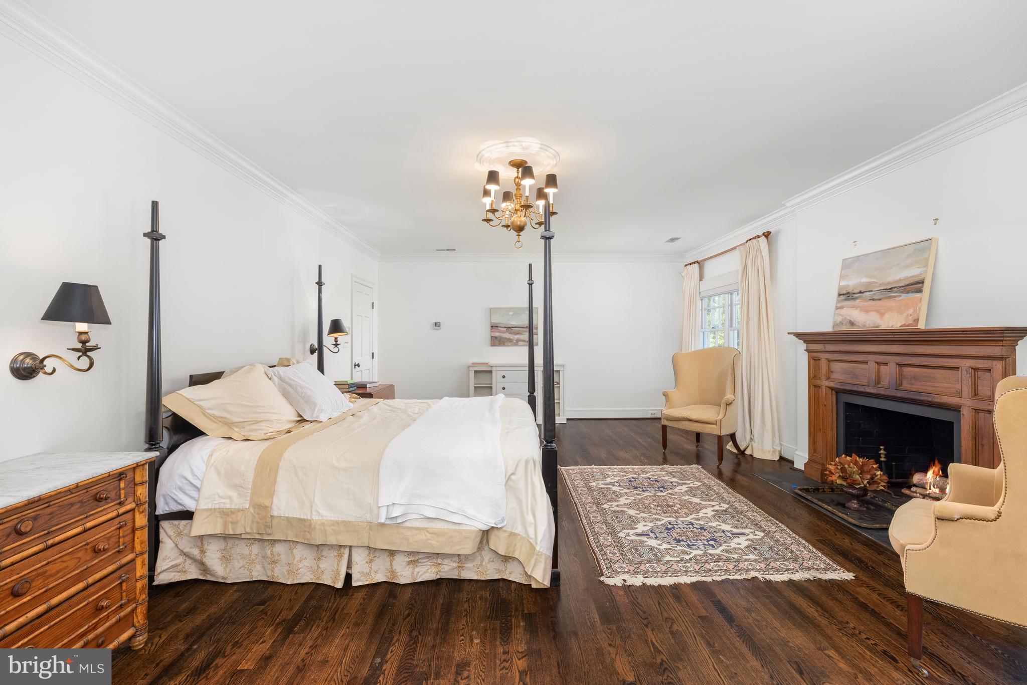 CHEVY CHASE VILLAGE - Residential