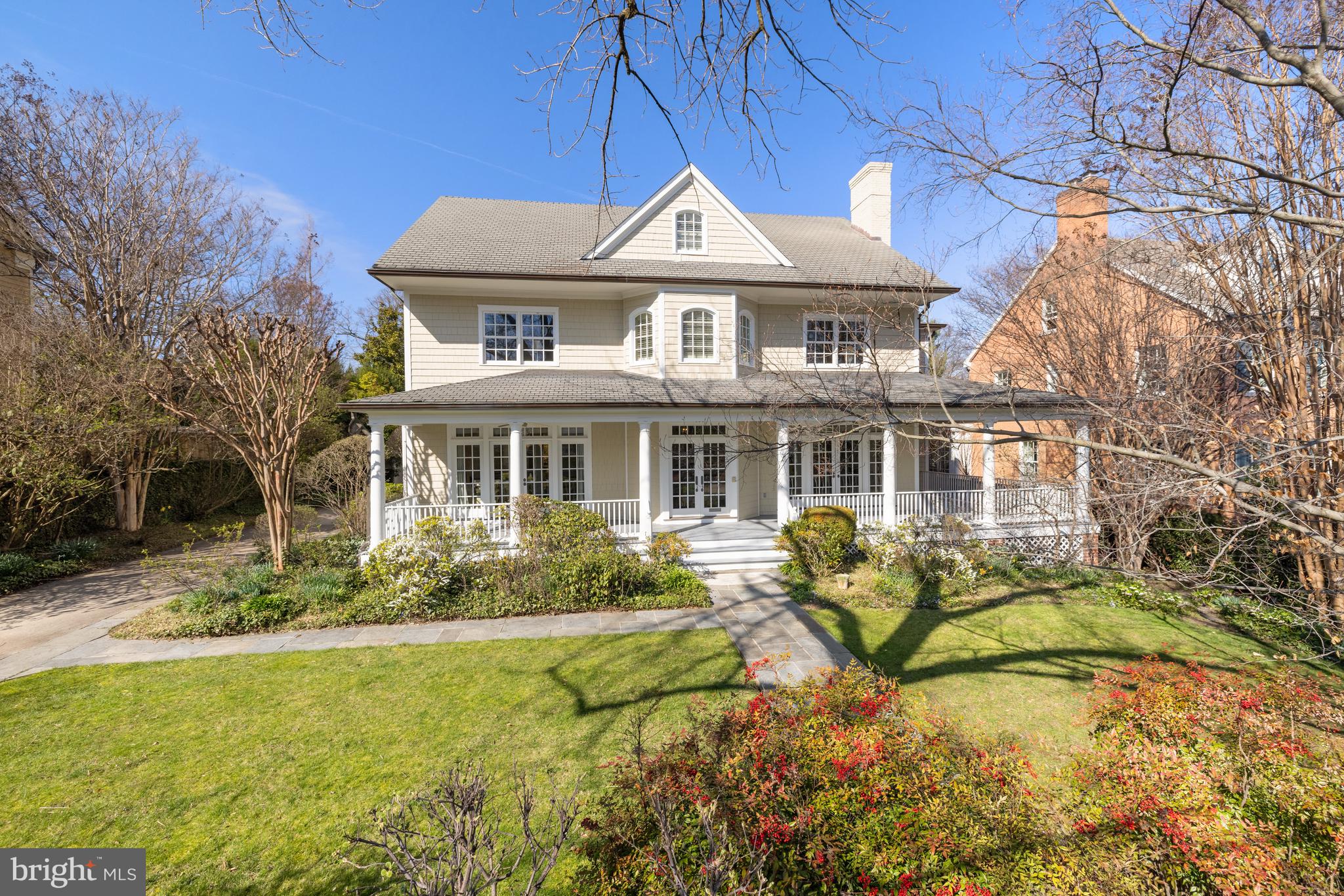 CHEVY CHASE VILLAGE - Residential