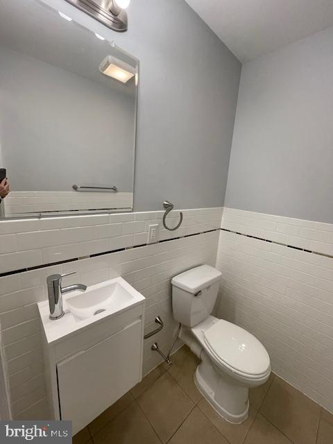 OLDE KENSINGTON - Residential Lease