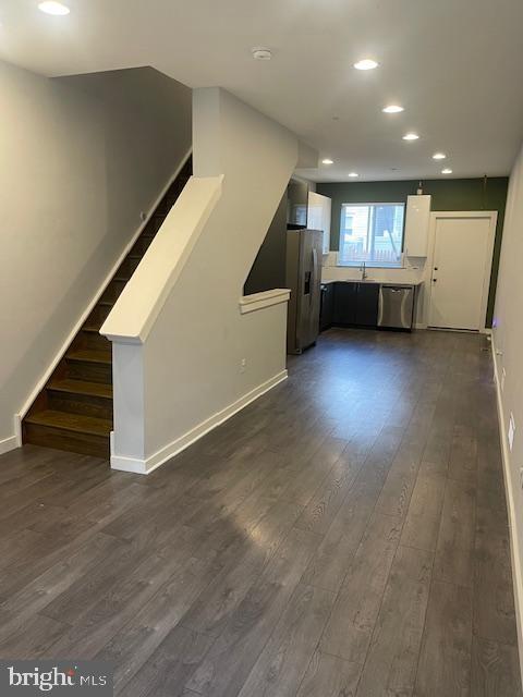 OLDE KENSINGTON - Residential Lease