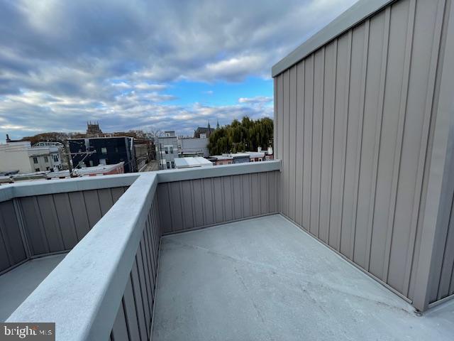 OLDE KENSINGTON - Residential Lease