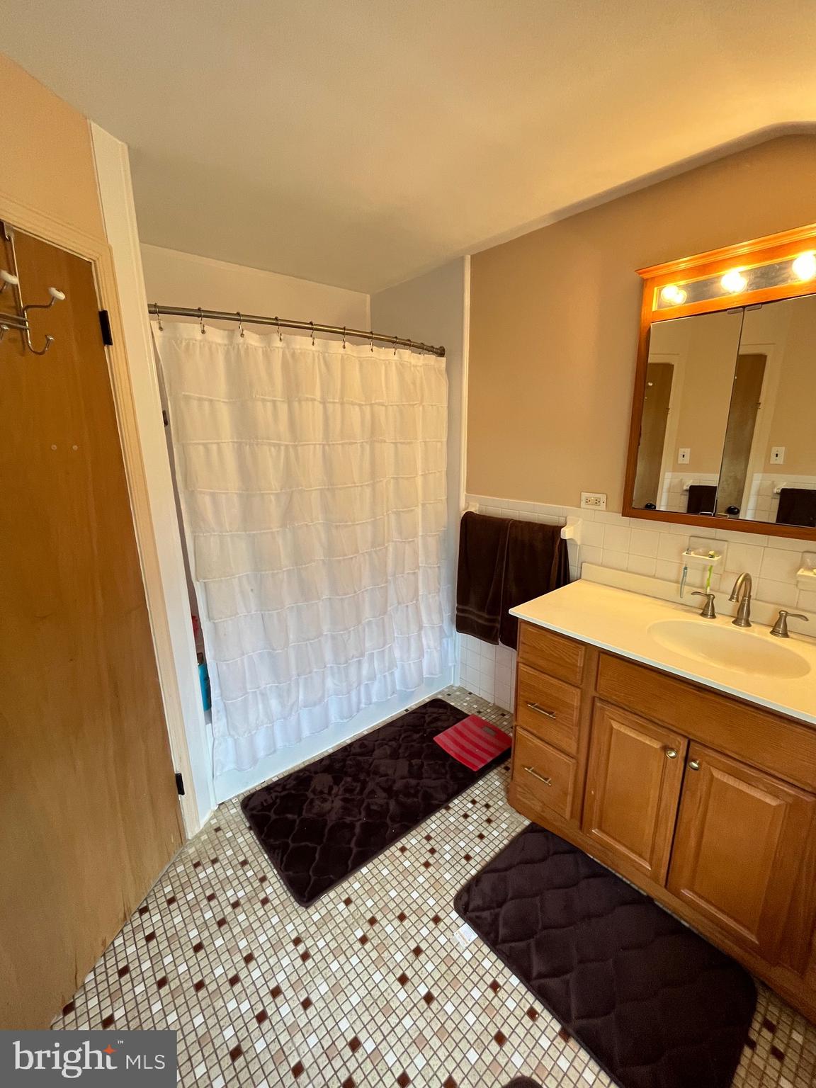 ORCHARD HILL - Residential