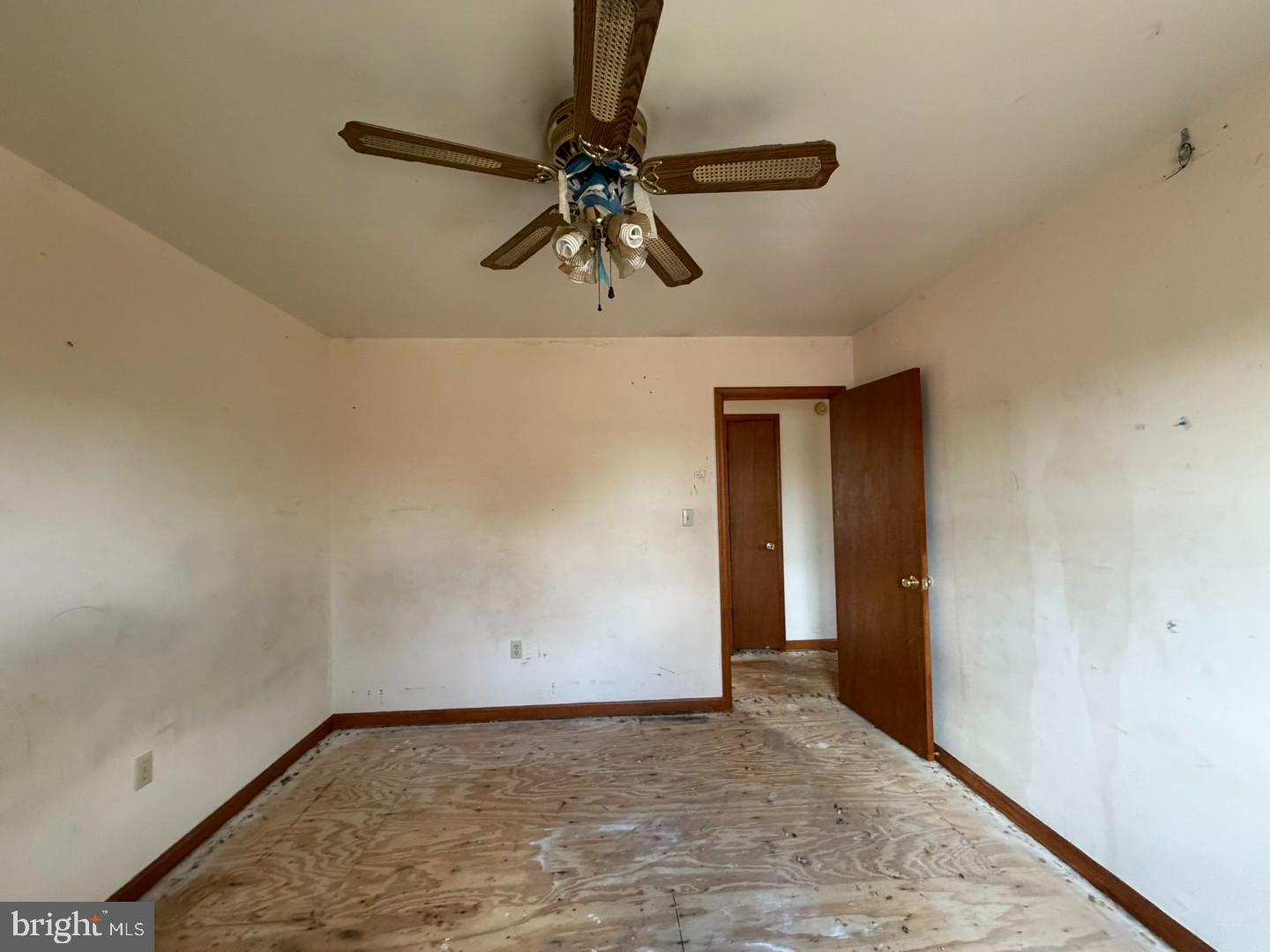 HIDDEN ACRES - Residential