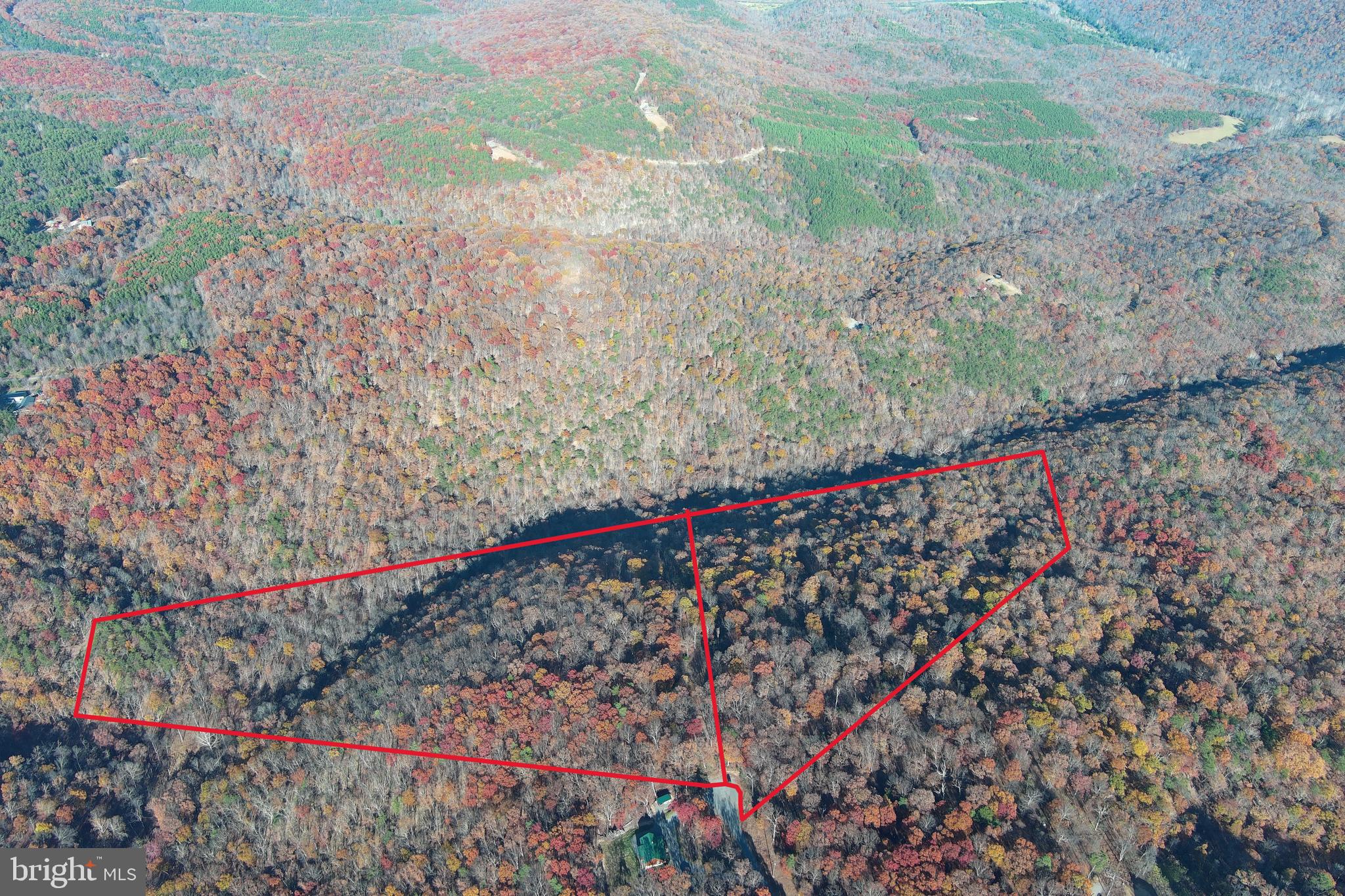 221 & 222 BLUFFS ON THE POTOMAC