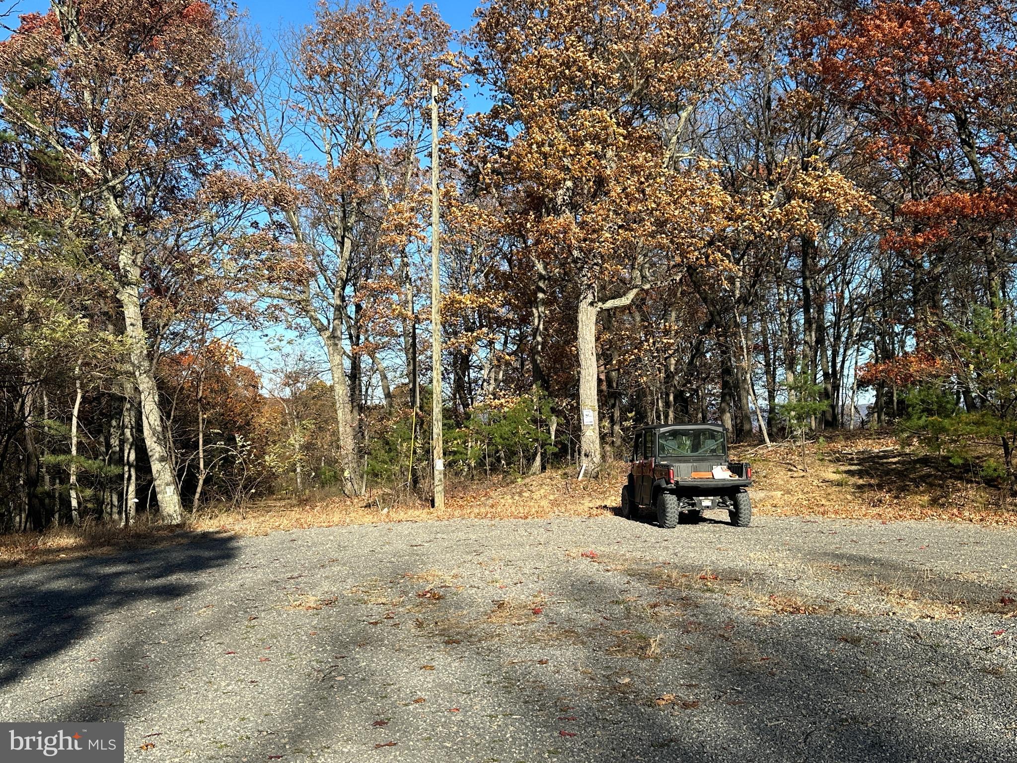 BLUFFS ON THE POTOMAC - Land
