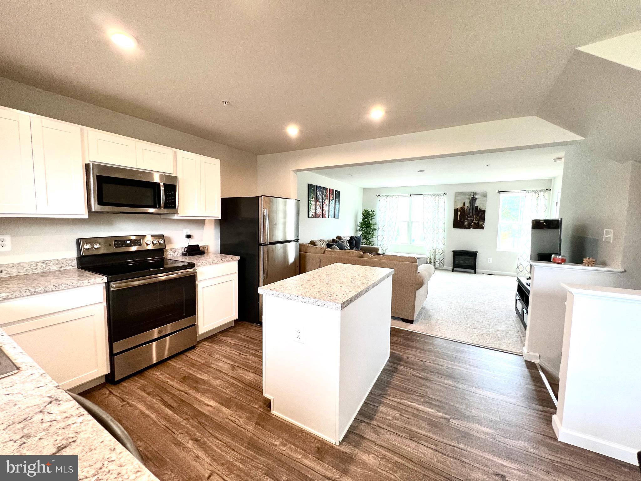 RIDGELY FOREST - Residential