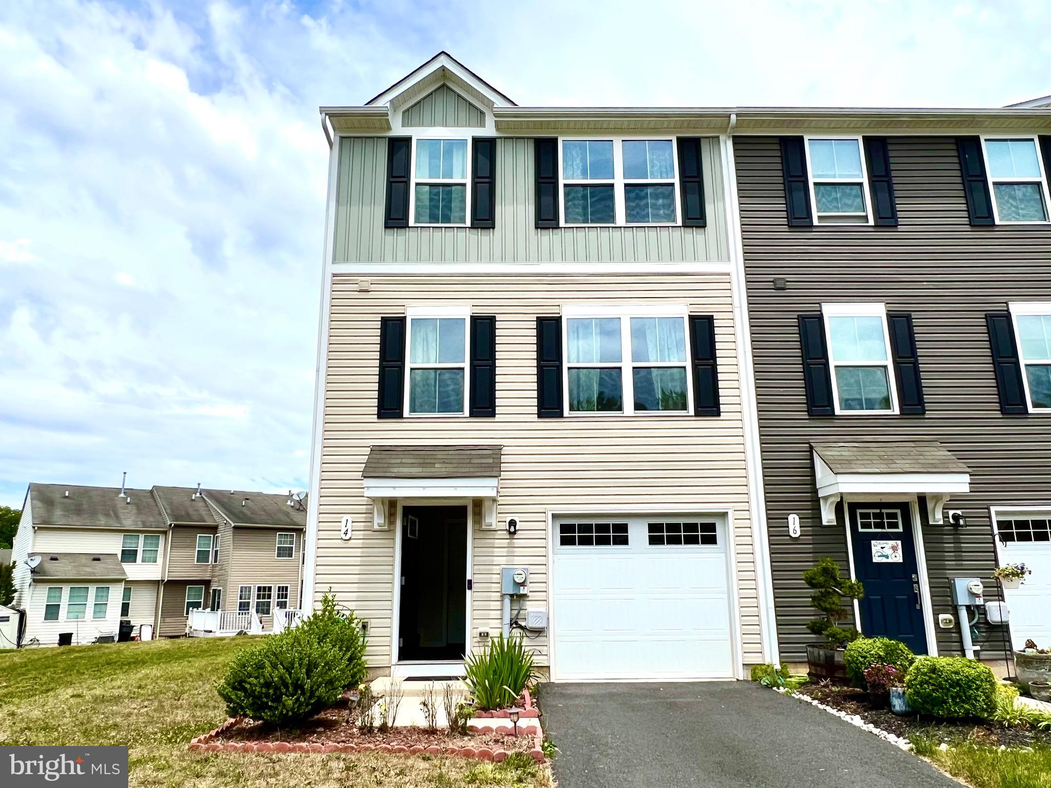 RIDGELY FOREST - Residential