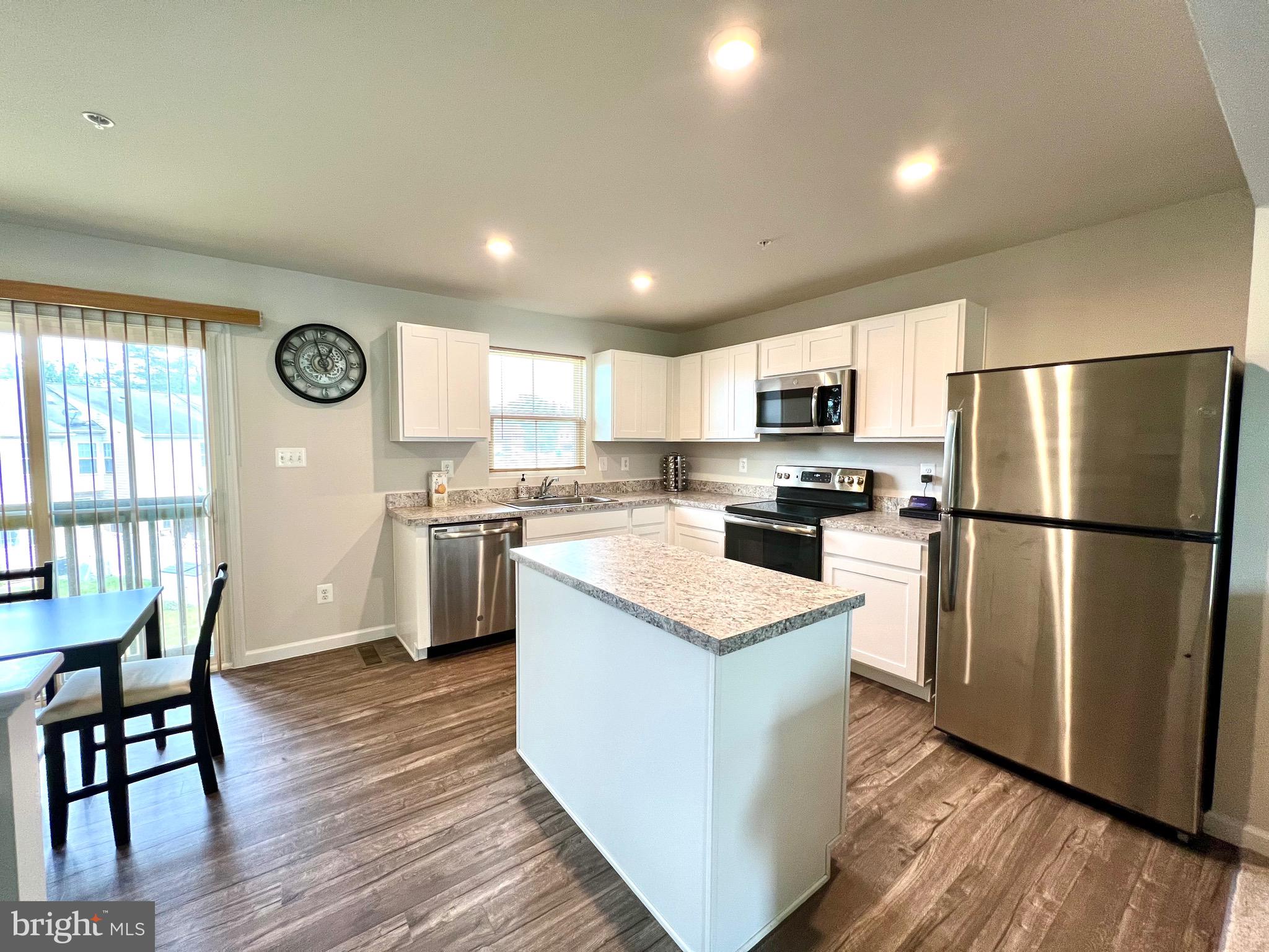 RIDGELY FOREST - Residential