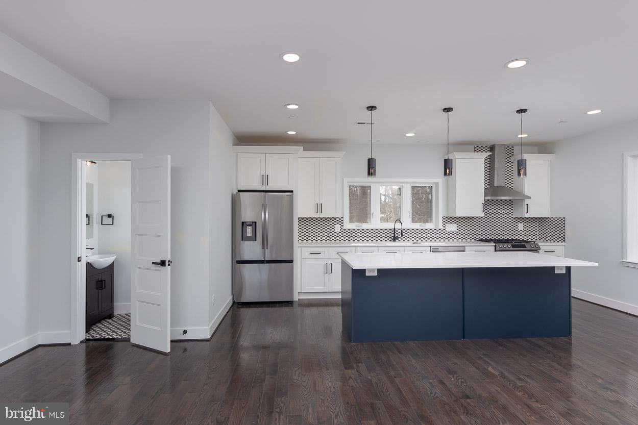 BIRD RIVER GROVE - Residential