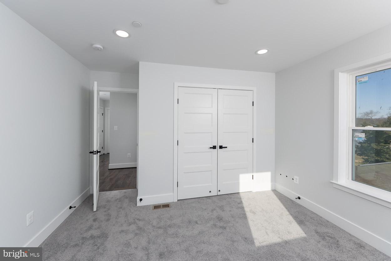 BIRD RIVER GROVE - Residential