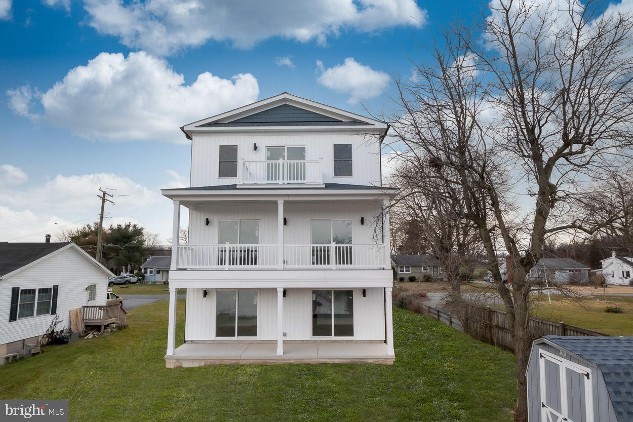 BIRD RIVER GROVE - Residential