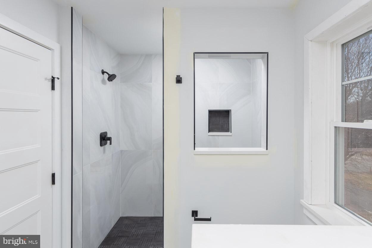 BIRD RIVER GROVE - Residential