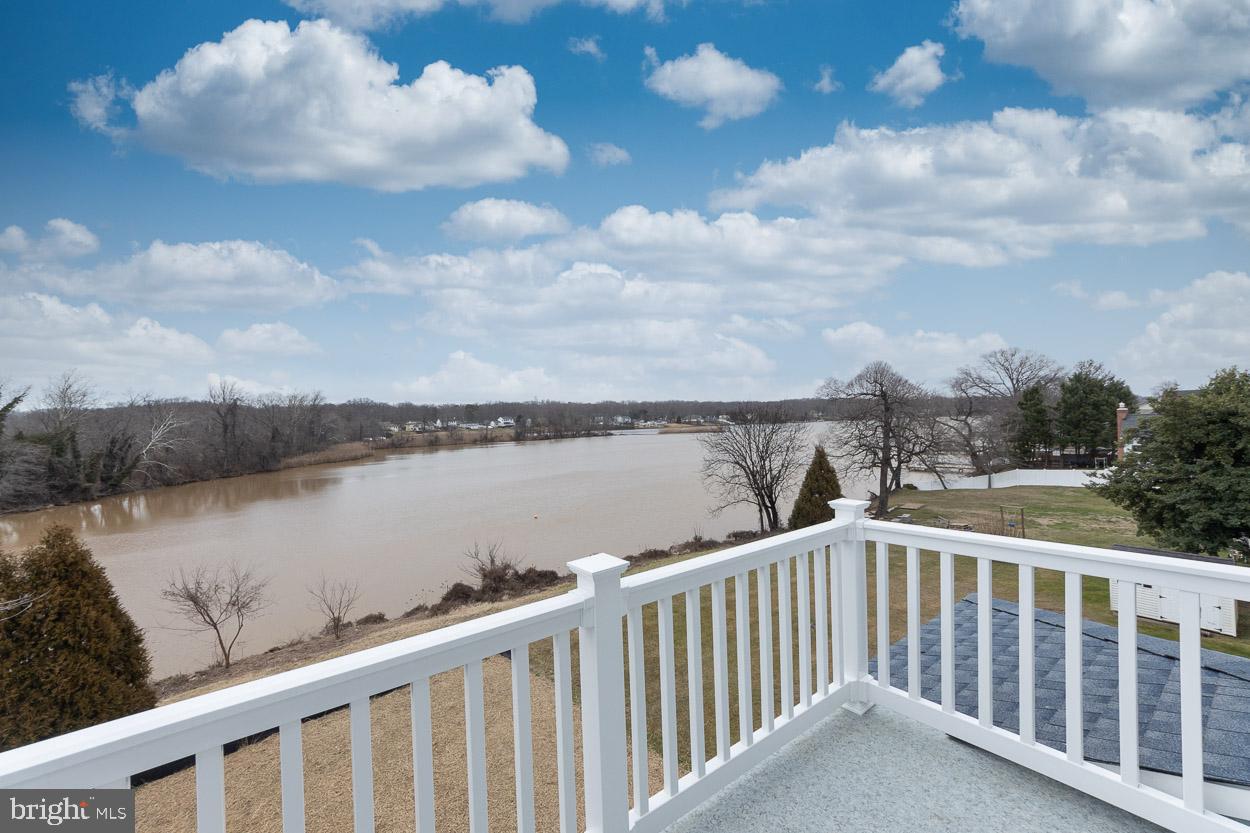 BIRD RIVER GROVE - Residential