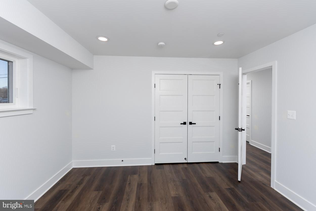 BIRD RIVER GROVE - Residential