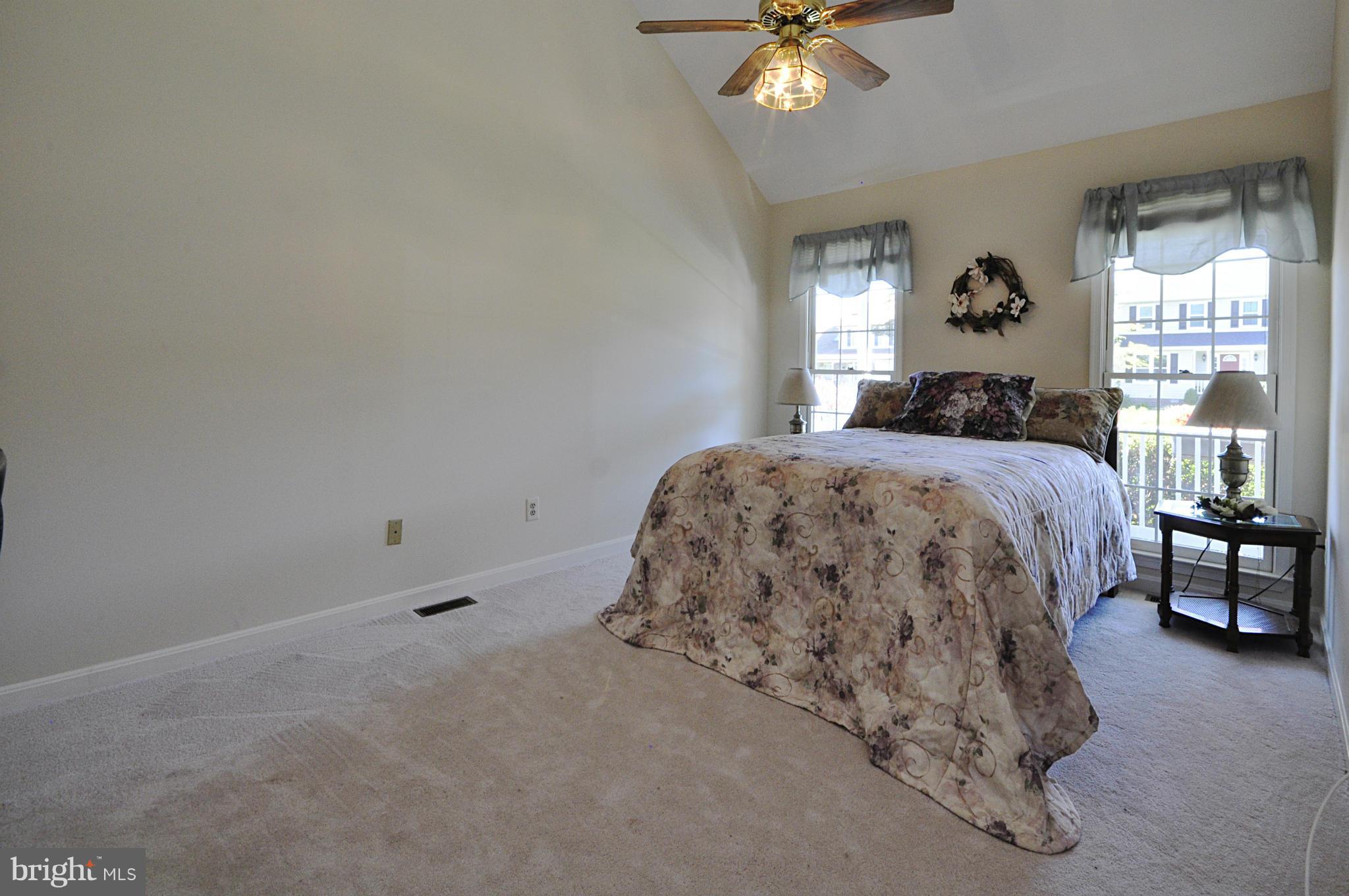 SMOKETREE - Residential