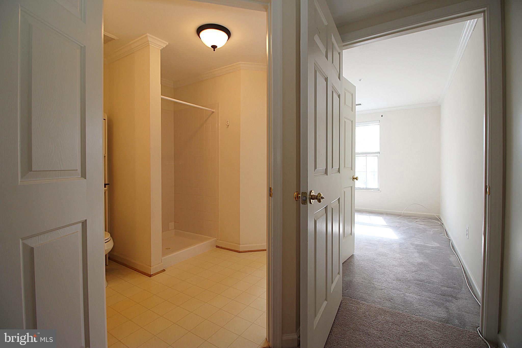 SOUTH MEADOWS - Residential Lease