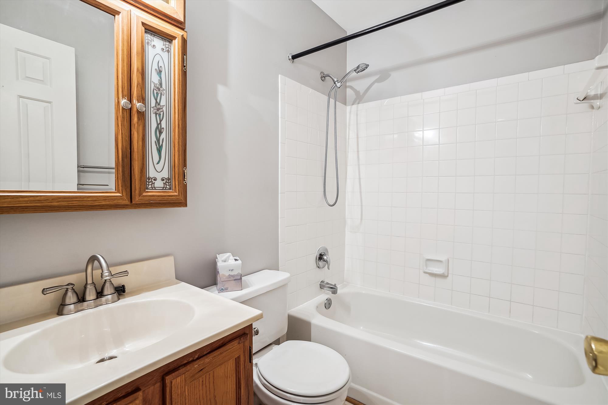 CARDINAL GLEN - Residential