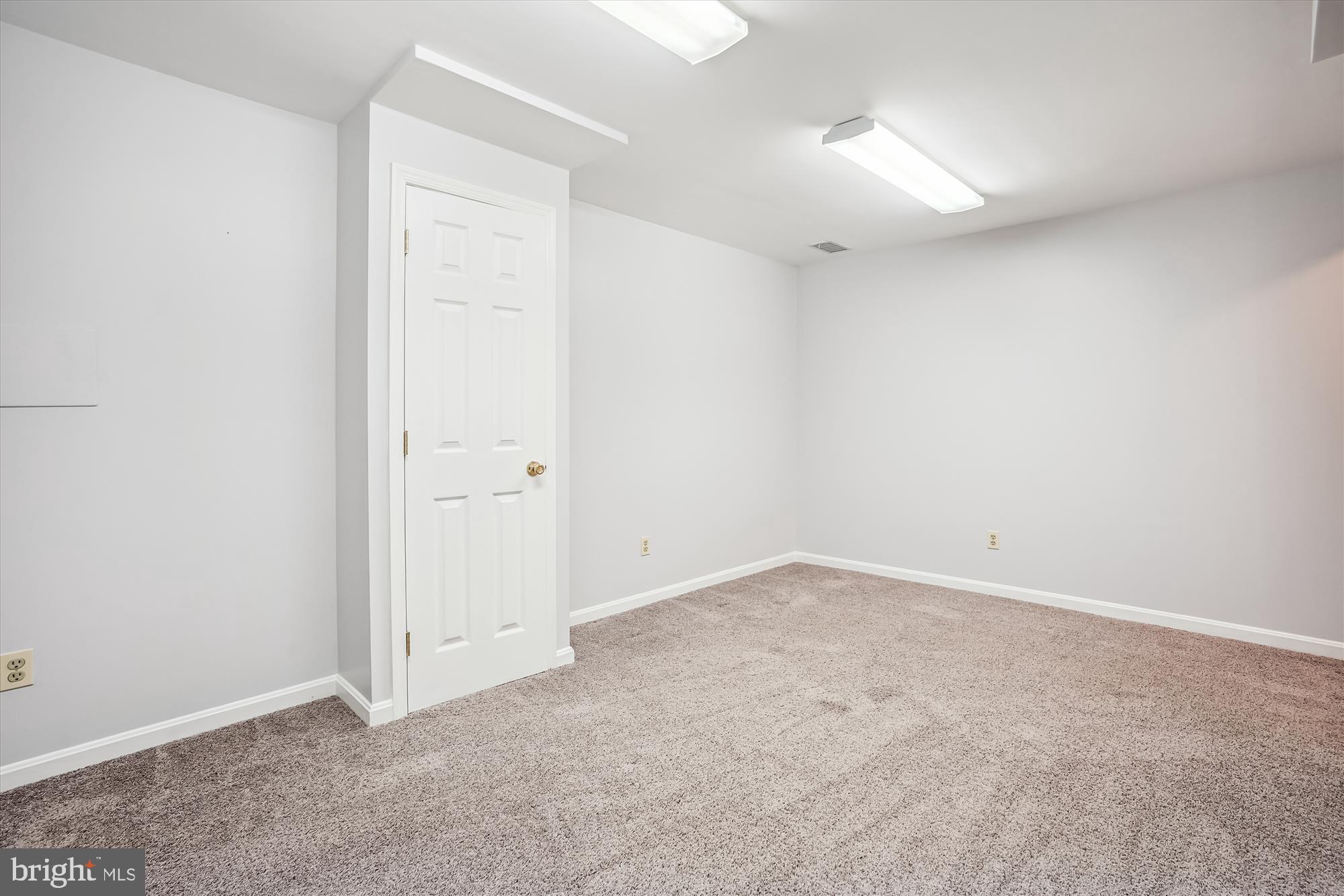 CARDINAL GLEN - Residential