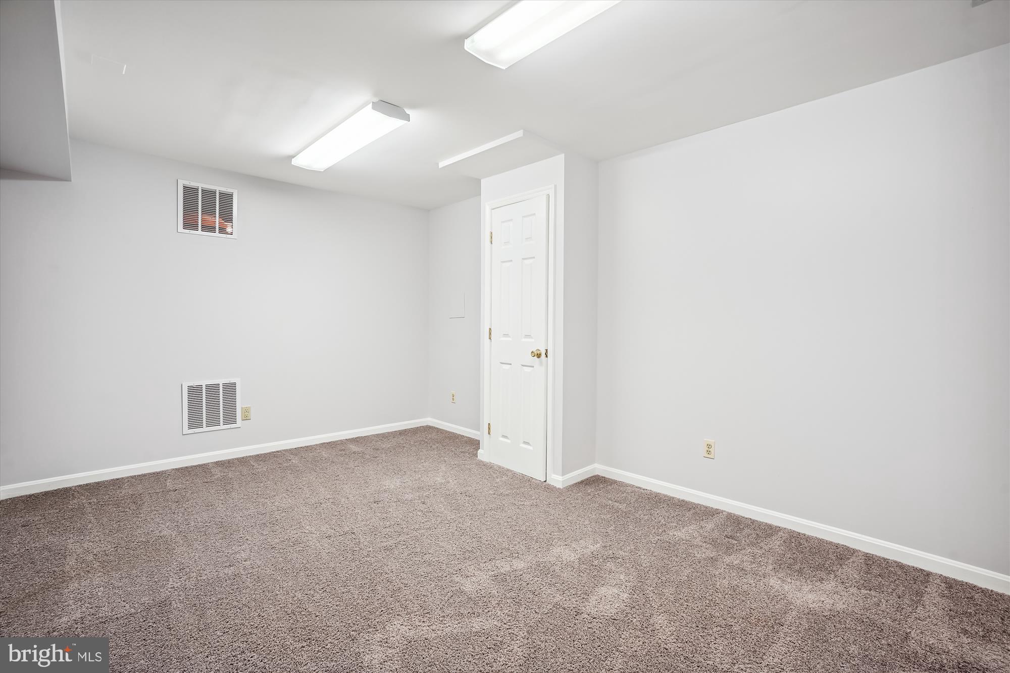 CARDINAL GLEN - Residential