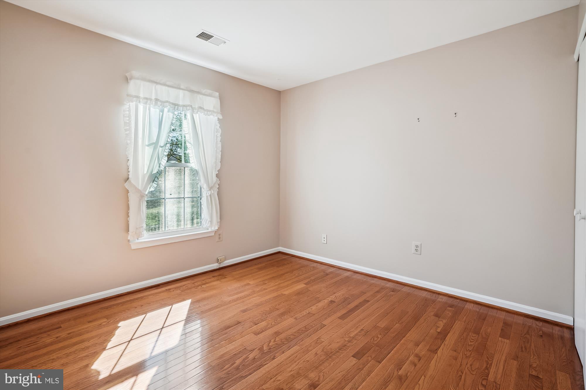 CARDINAL GLEN - Residential