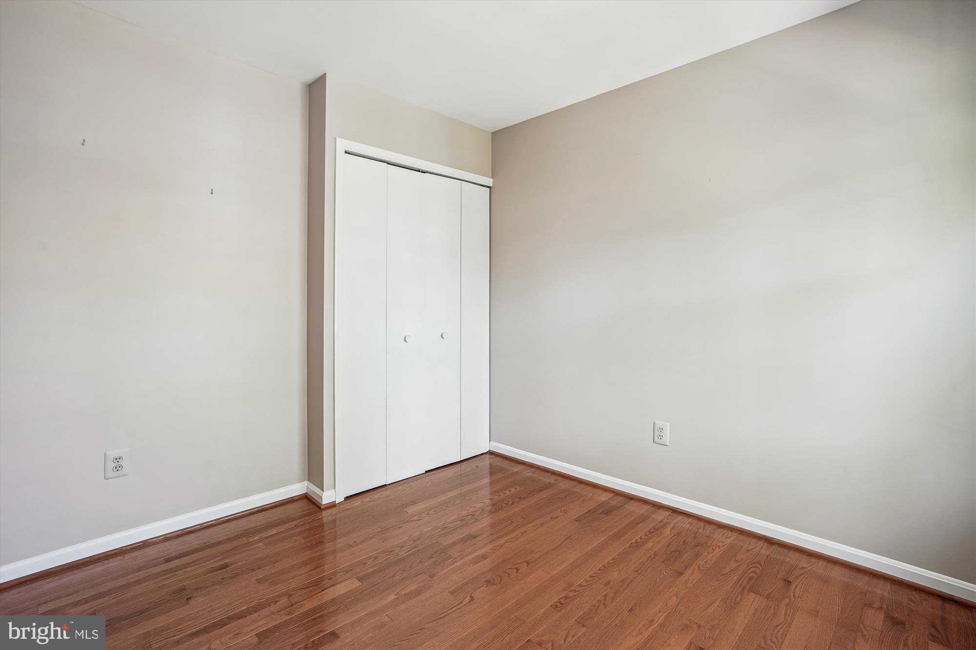 CARDINAL GLEN - Residential