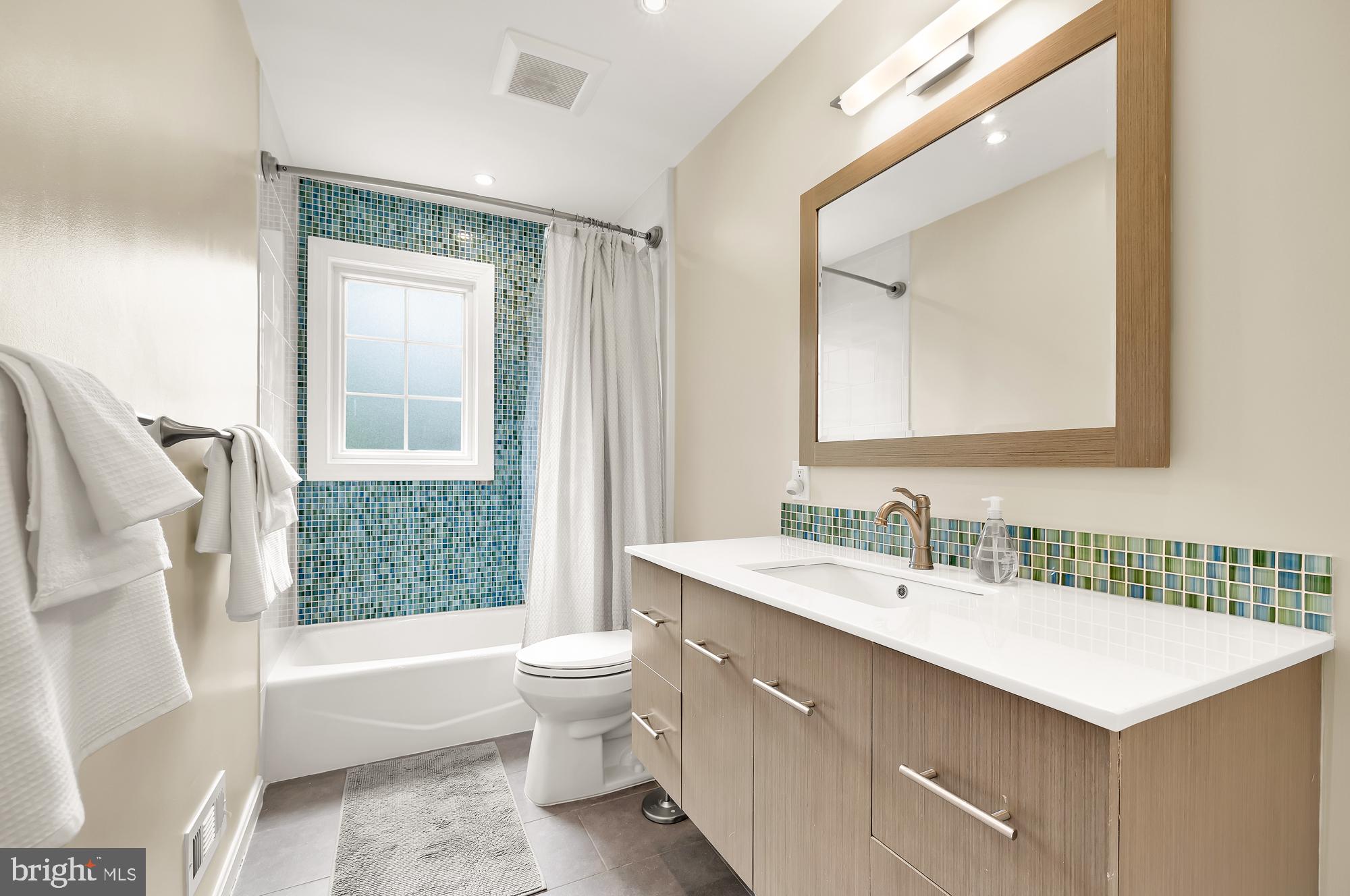 SOMERSET - Residential