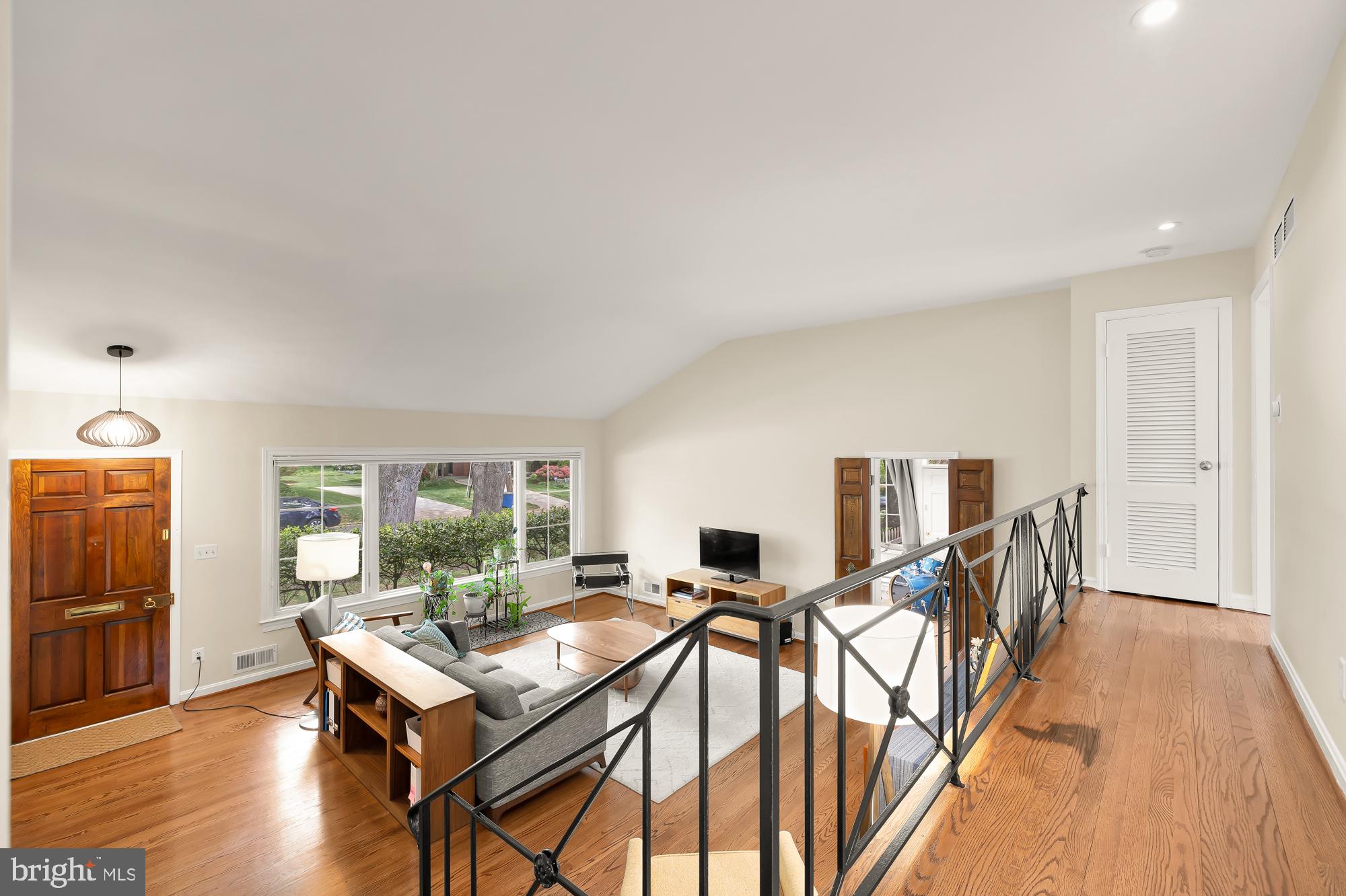 SOMERSET - Residential