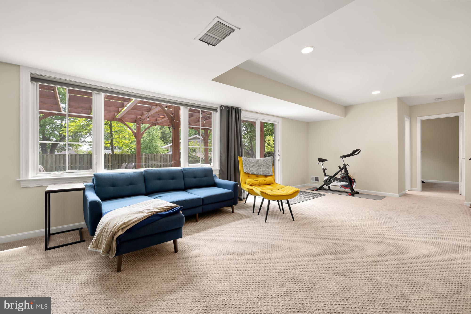 SOMERSET - Residential