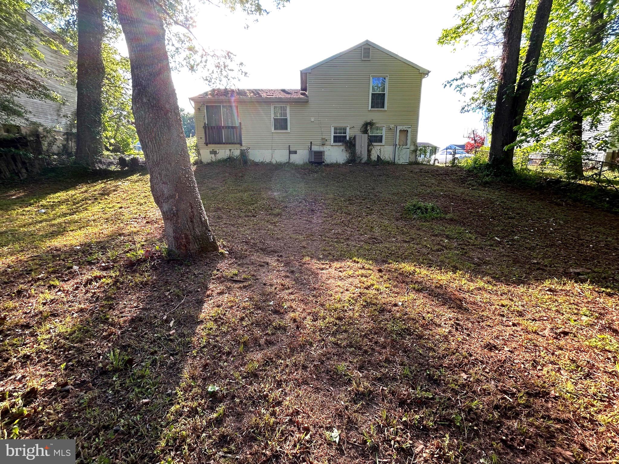 HUNT CLUB ESTATES - Residential