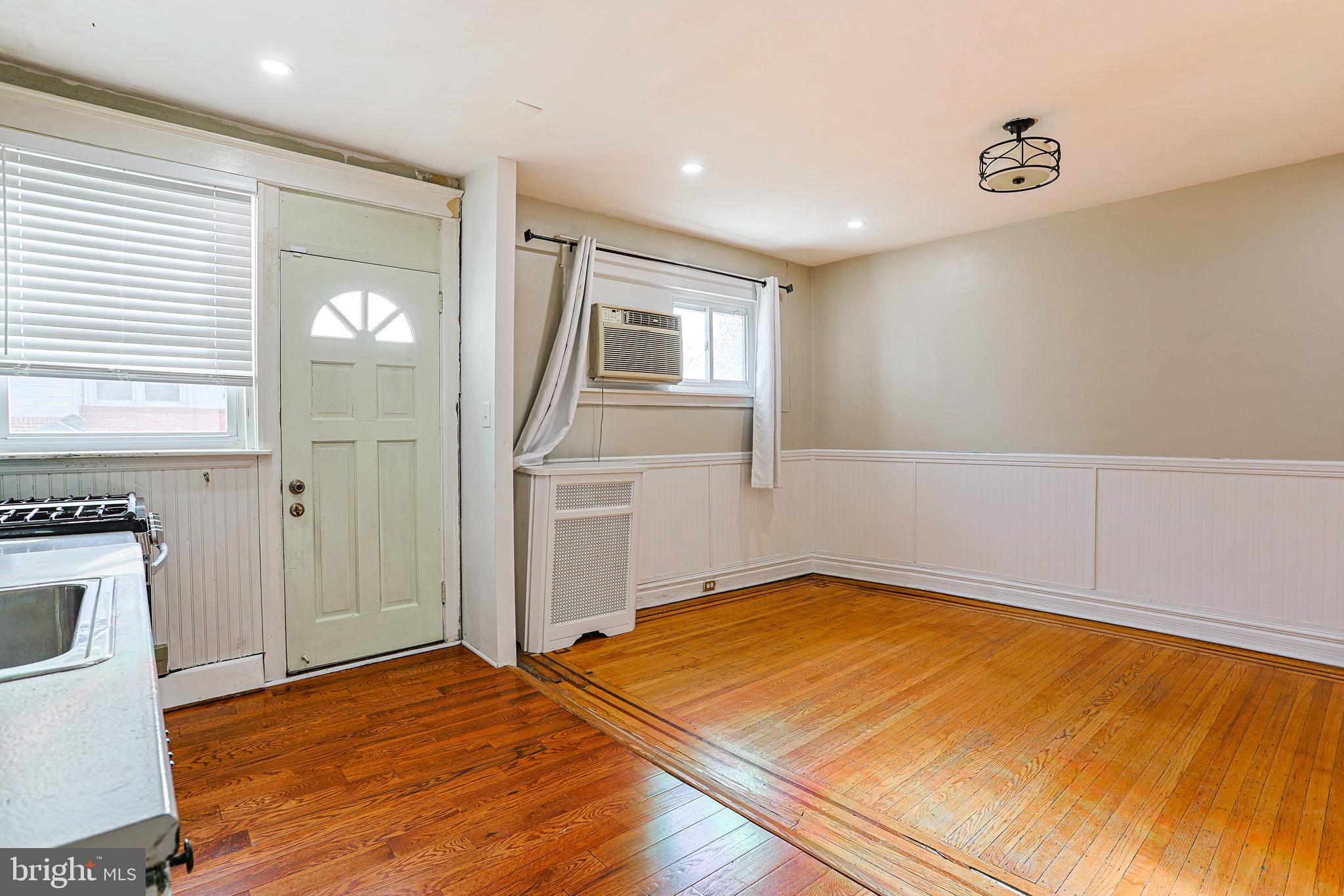 LANSDOWNE - Residential