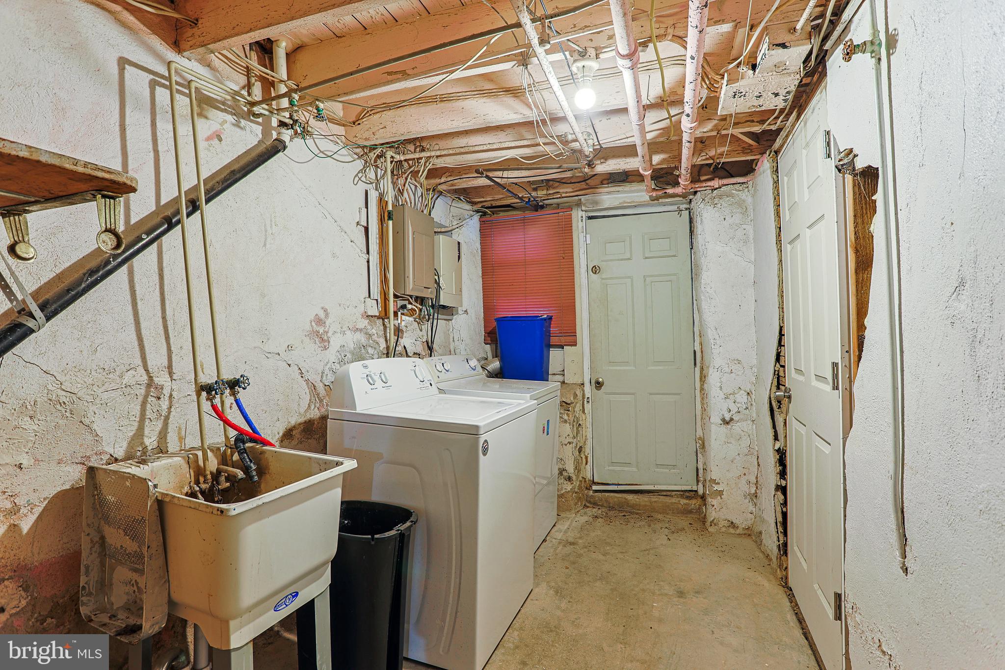 LANSDOWNE - Residential