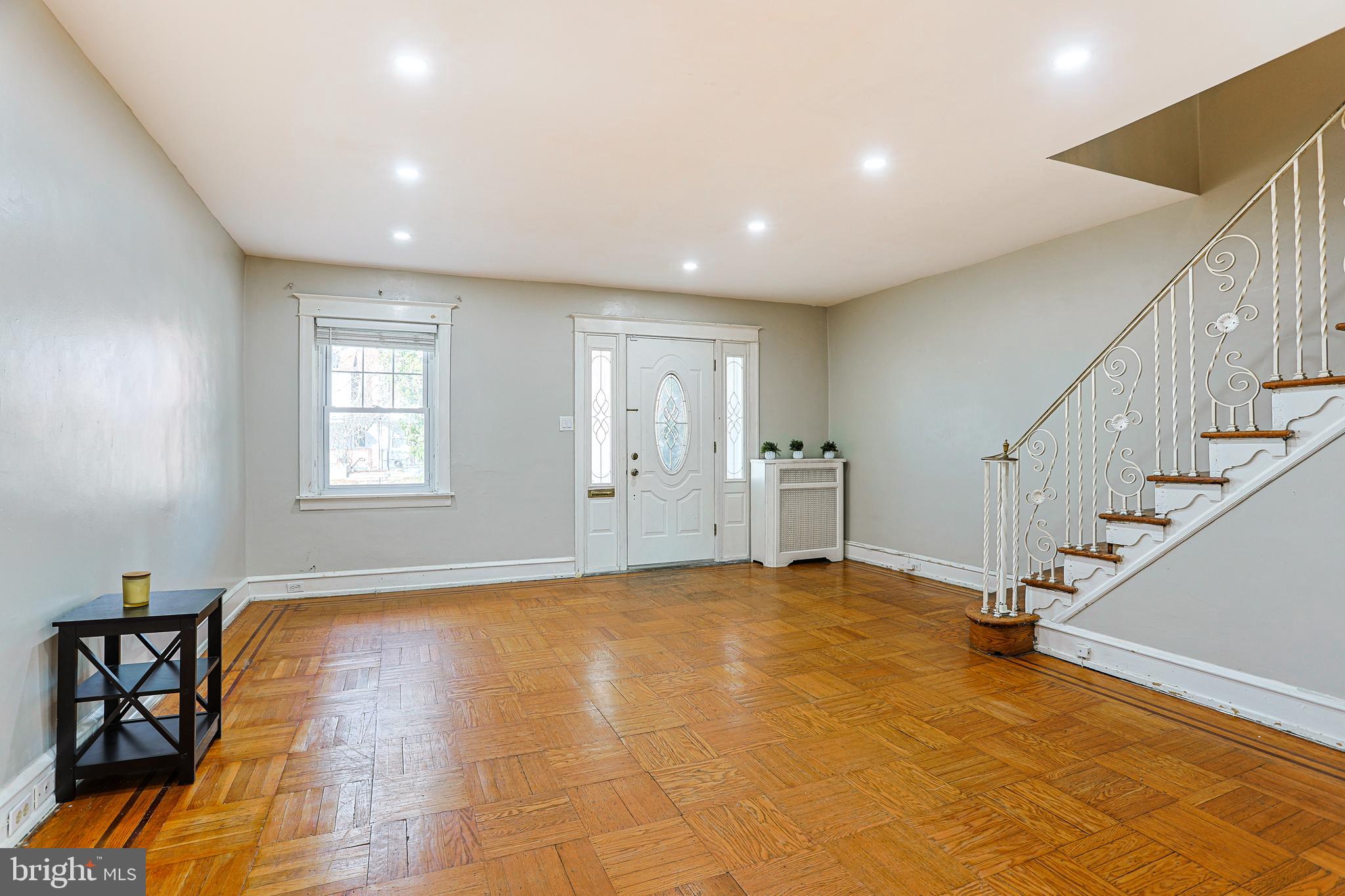 LANSDOWNE - Residential