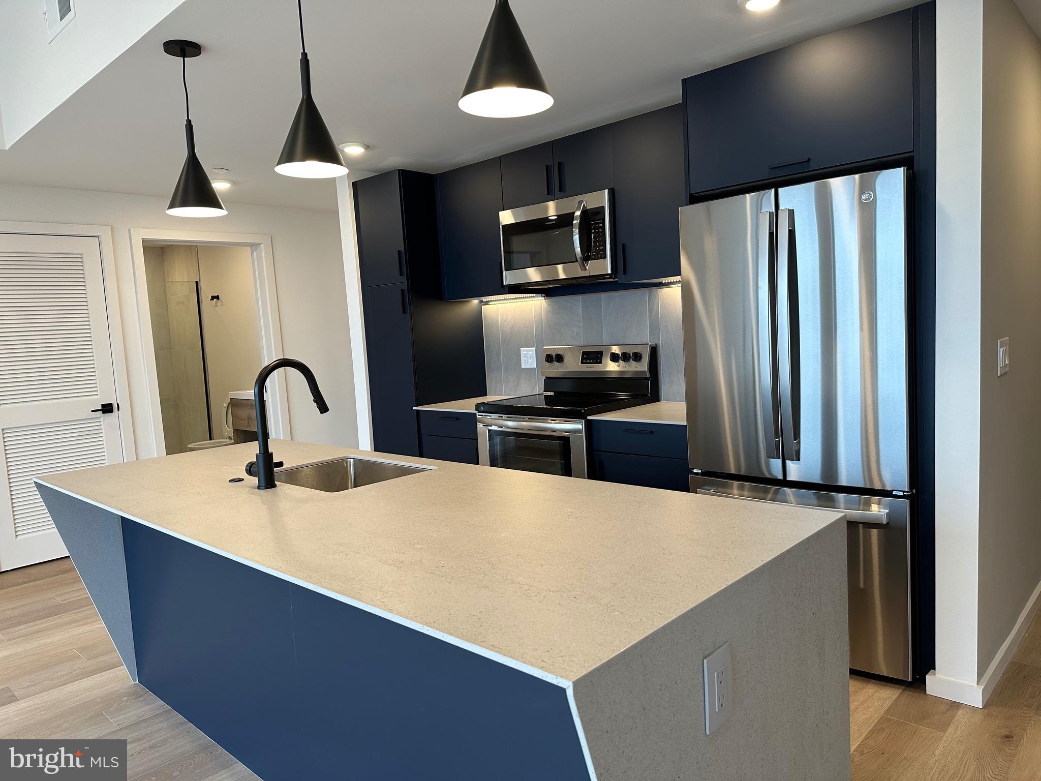 OLDE KENSINGTON - Residential Lease