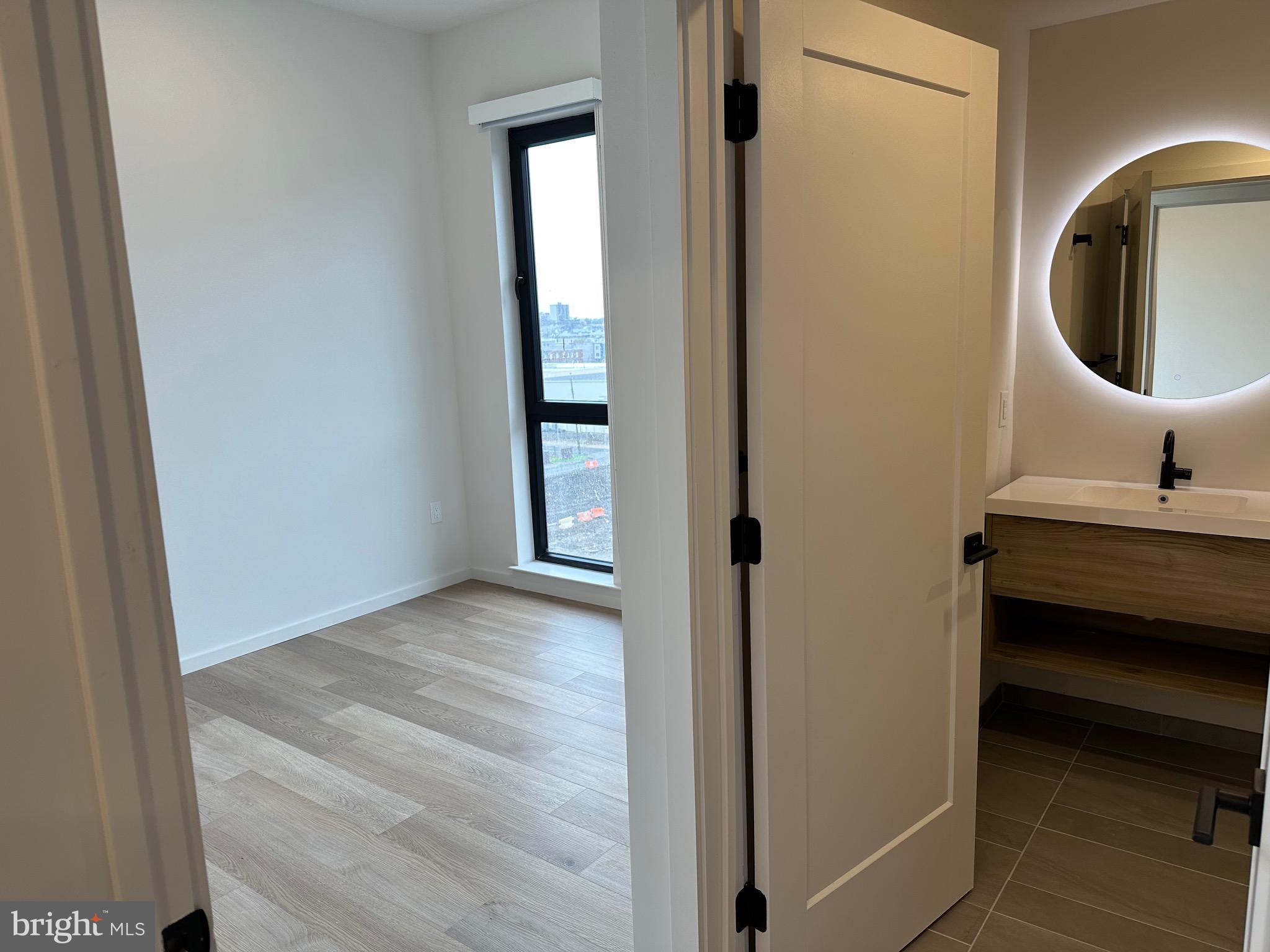 OLDE KENSINGTON - Residential Lease