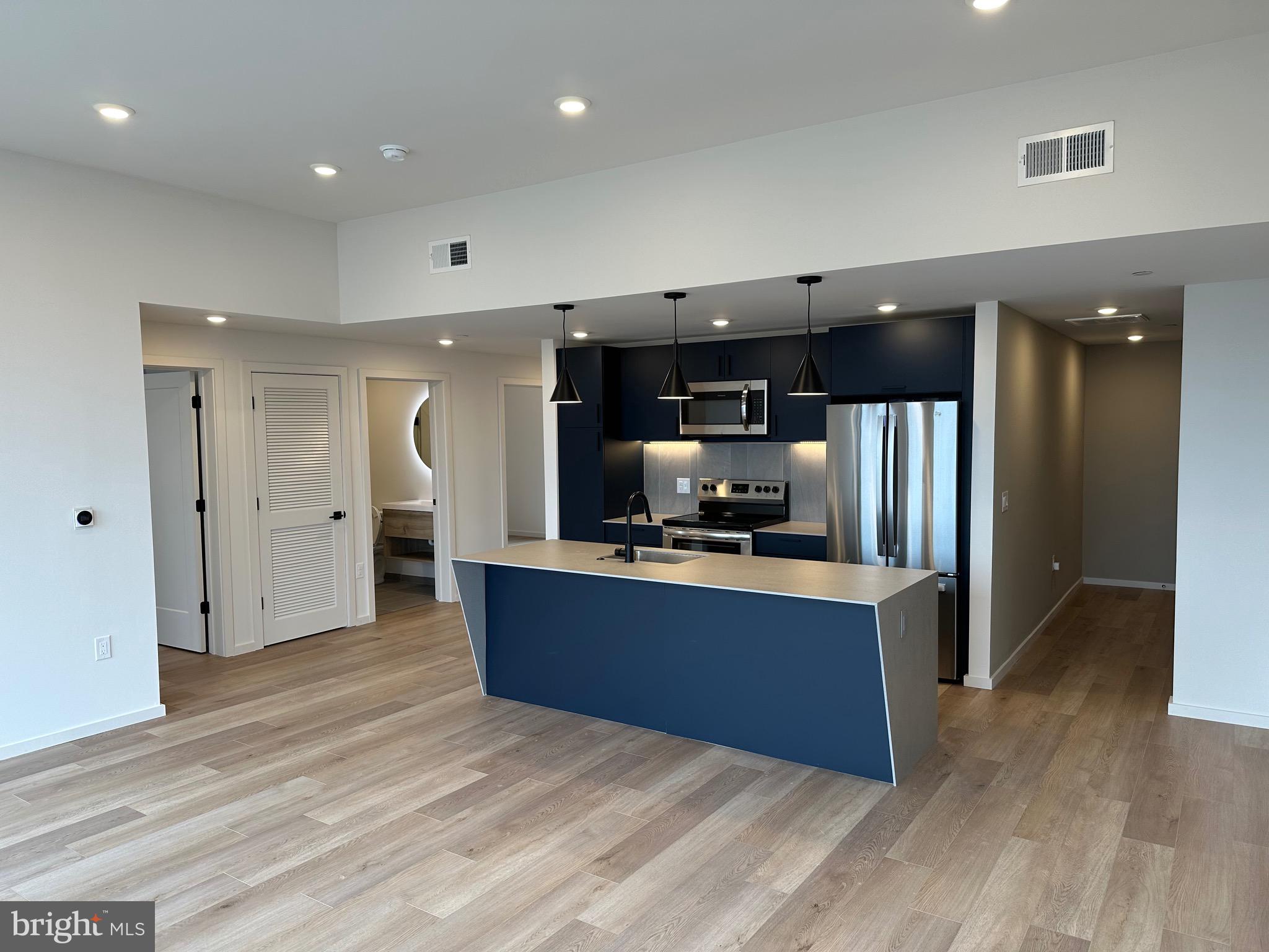 Welcome to The Luxe at 1705 N. American St. This new building located close to the heart of Fishtown redefines apartment living with a stunning array of amenities. Every detail has been designed to exceed your expectations. Enjoy a world of unrivaled amenities, including a two-story fitness center that will elevate your workouts, a tranquil sauna to rejuvenate your senses, a cutting-edge golf simulator for perfecting your swing, stylish co-working spaces to inspire productivity, & breathtaking rooftop lounges to soak in the sun and views. At the Luxe, we've curated an extraordinary living experience blending both comfort and elegance. The project is extremely well located. it is a quick walk to Stateside Vodka Bar, Four Humours, Kalaya, LMNO, Luna Cafe, Monarch Yoga, Suraya, Philly Style Bagels, Human Robot and many more neighborhood hot spots... SEPTA's Berks Station is close and provides a traffic-free commute to Center City ( 10 minutes) and into University City ( 15 minutes). * Photos are of model units * Prices and promos subject to change on a daily basis. ** Unit availability subject to change on daily basis ** Parking may be available for additional fee **