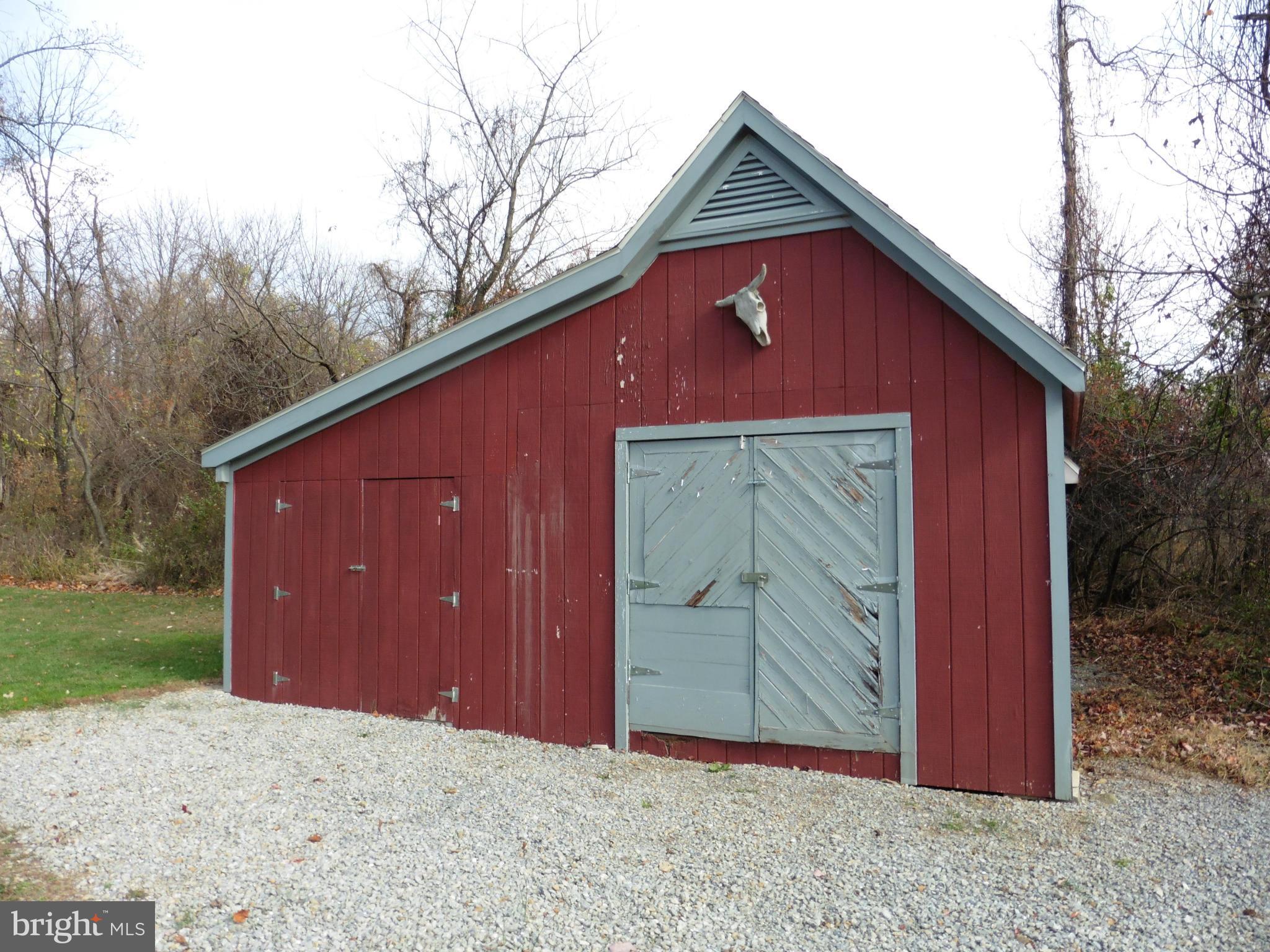 SKYLINE ORCHARDS - Residential Lease