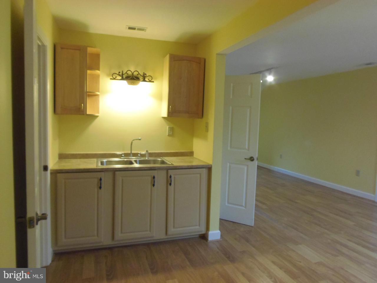 SKYLINE ORCHARDS - Residential Lease