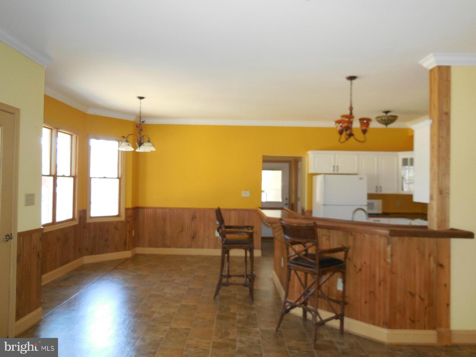 SKYLINE ORCHARDS - Residential Lease