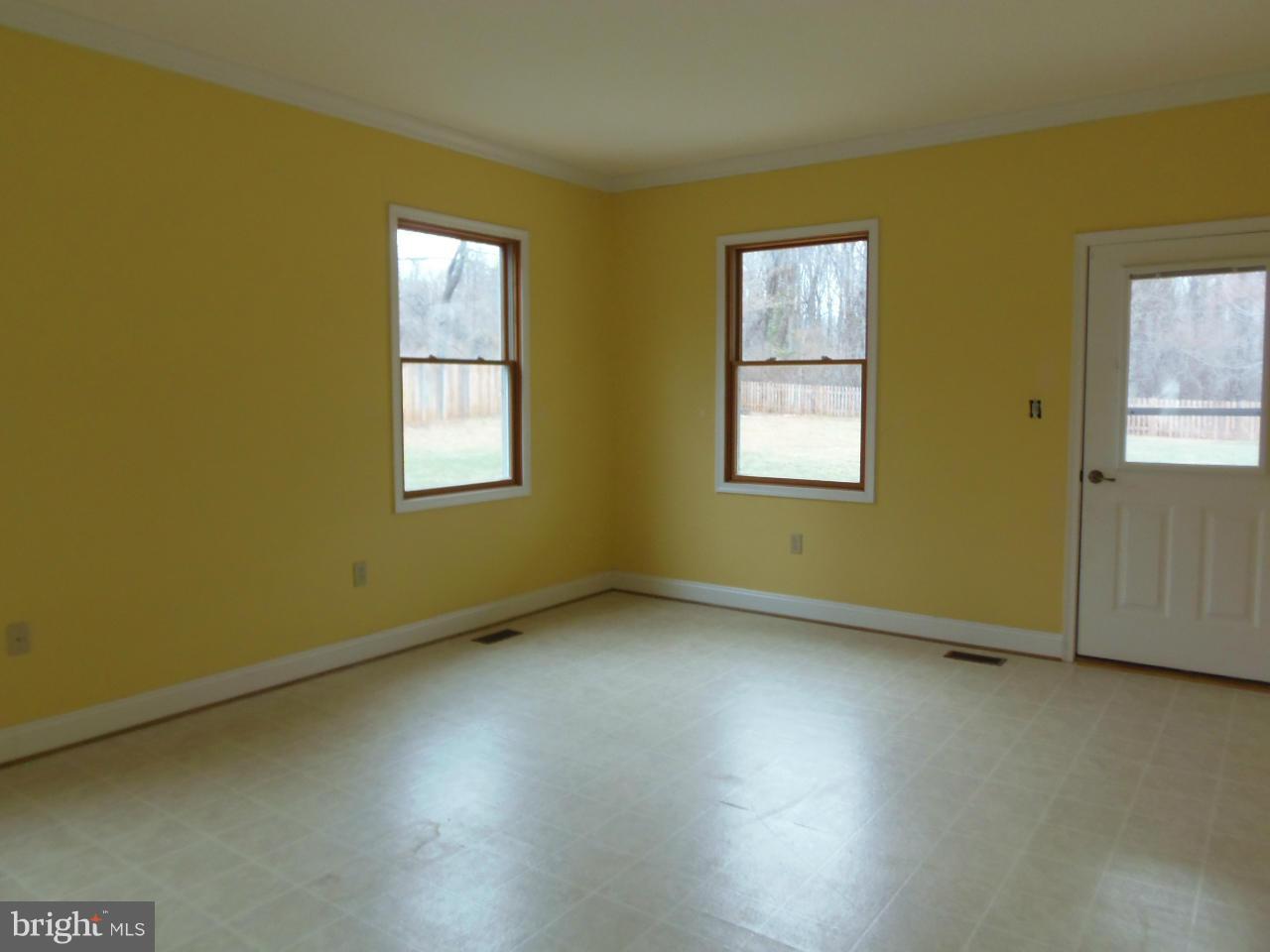 SKYLINE ORCHARDS - Residential Lease