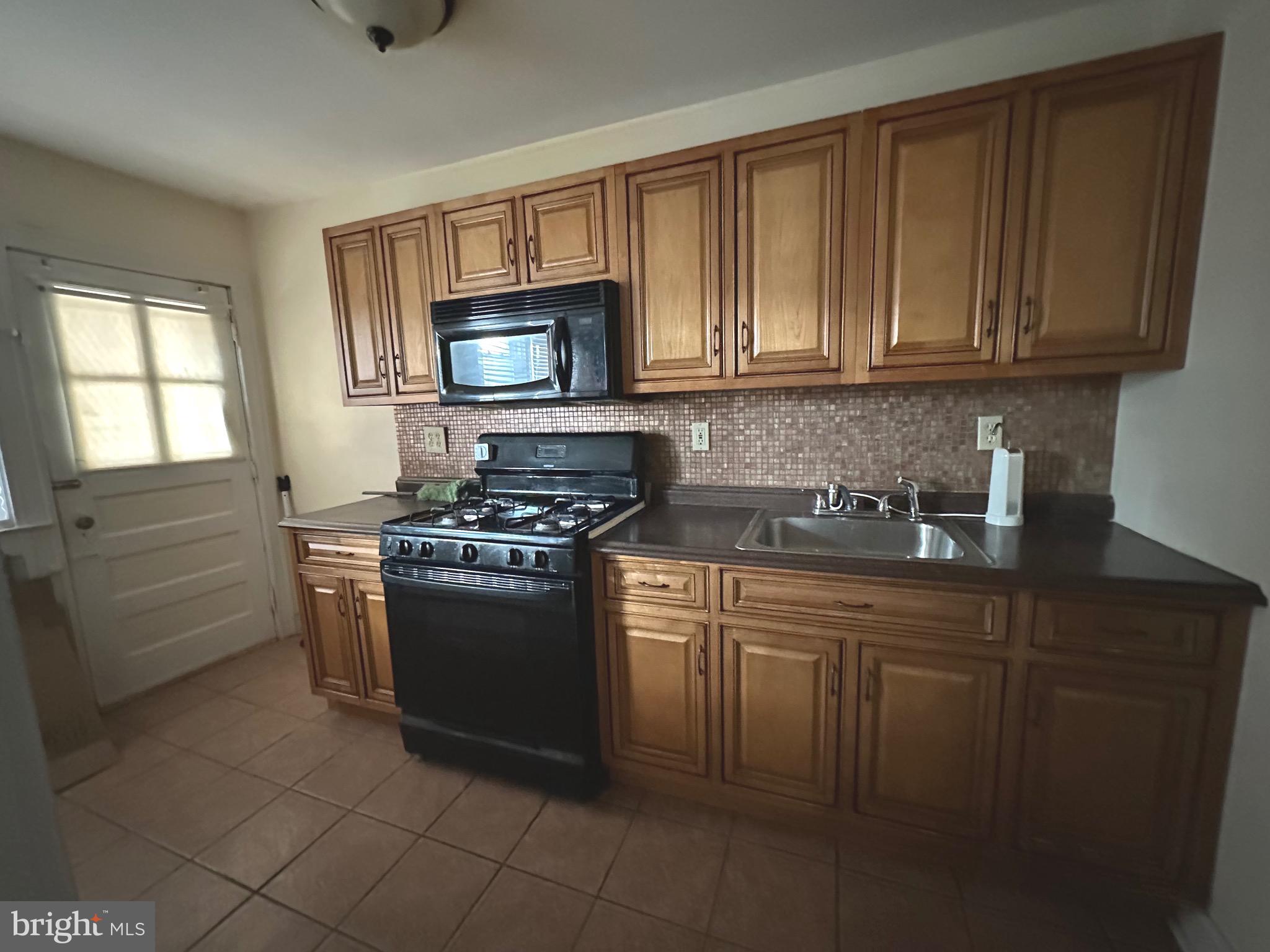 ARLINGTON - Residential