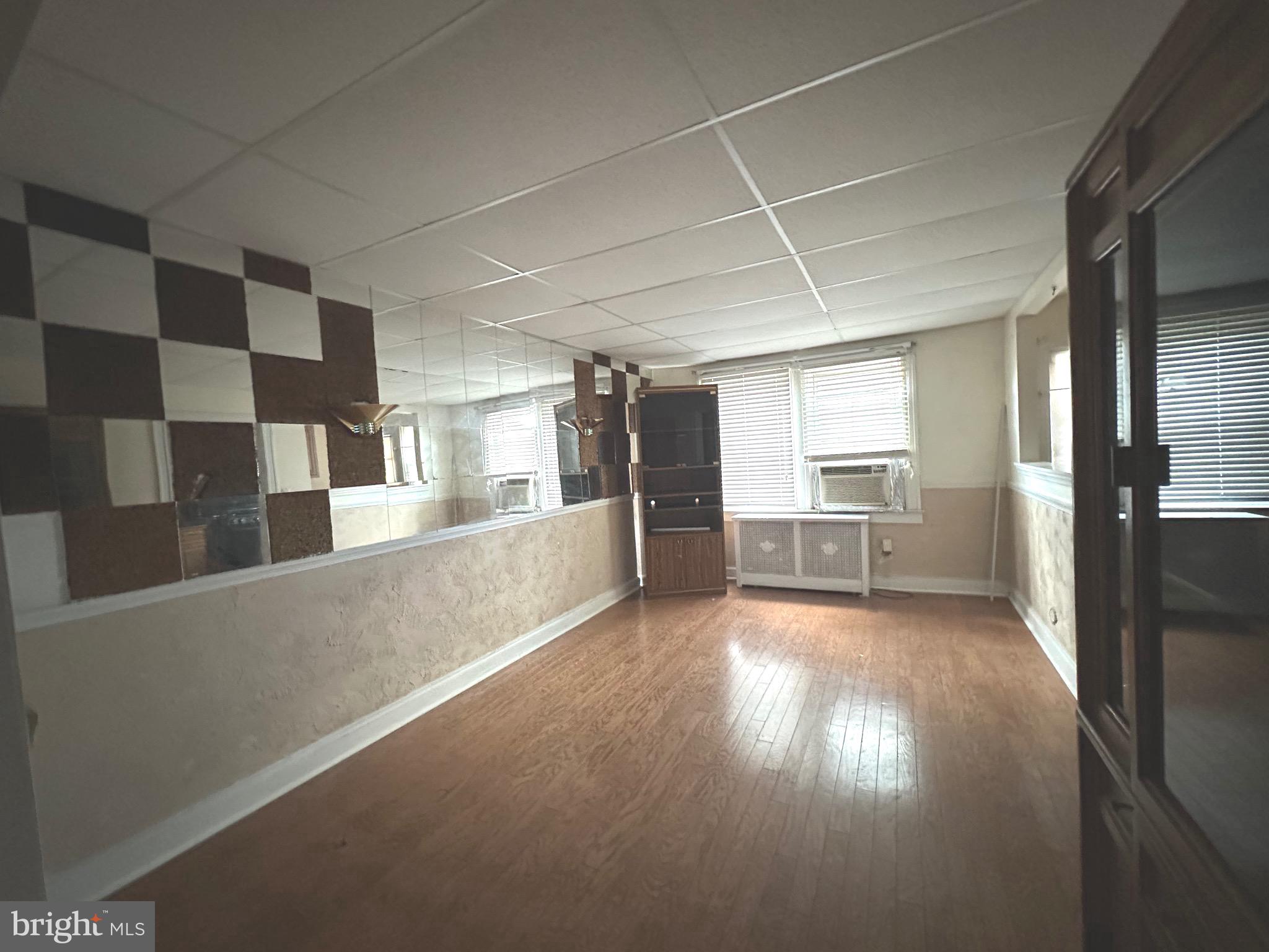 ARLINGTON - Residential