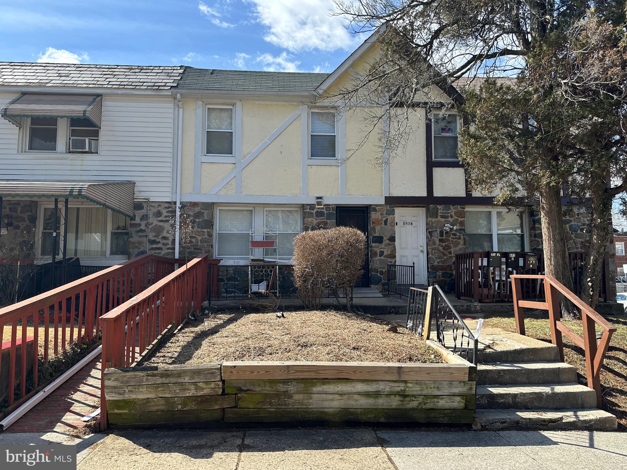 ARLINGTON - Residential