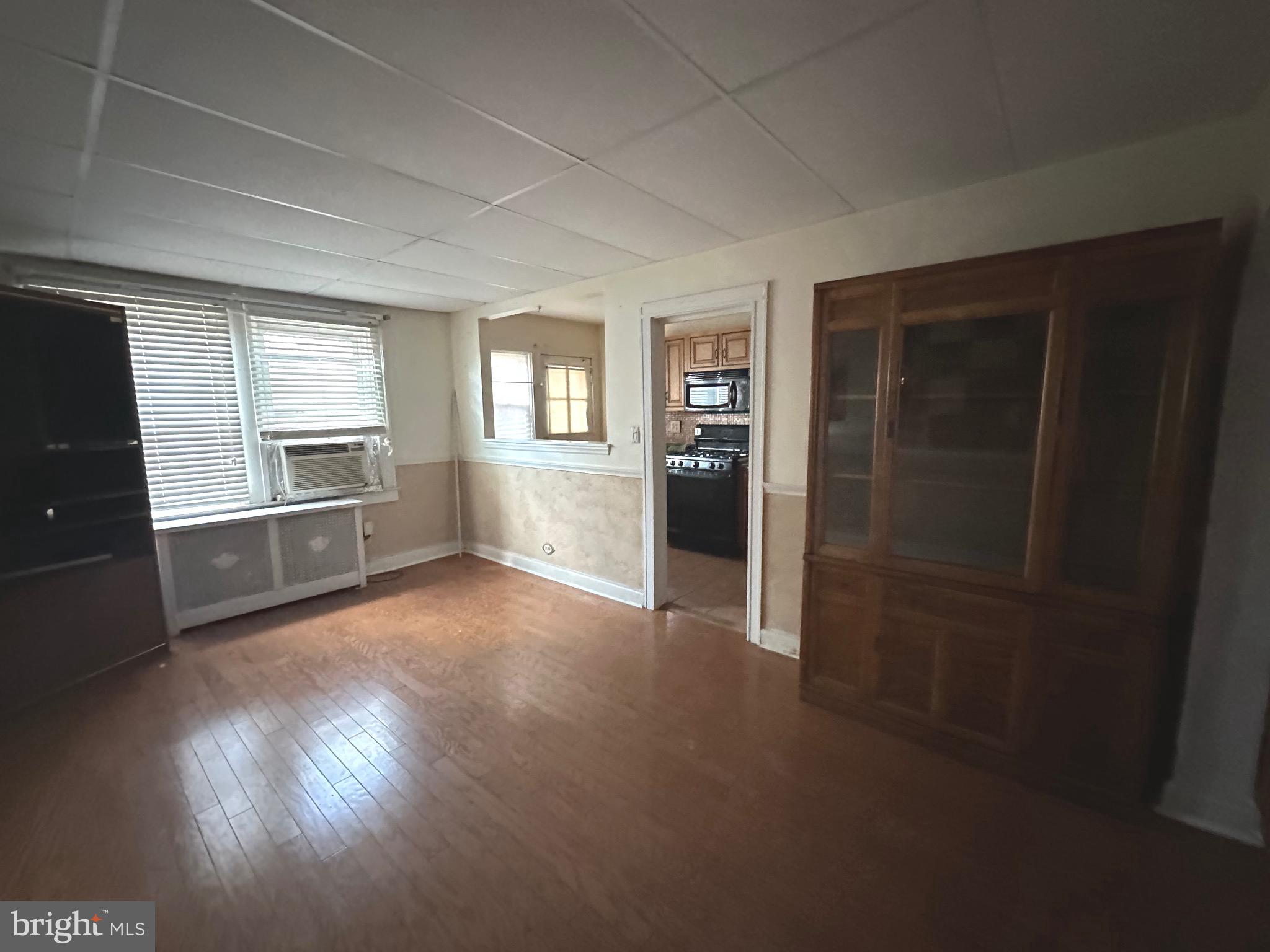 ARLINGTON - Residential