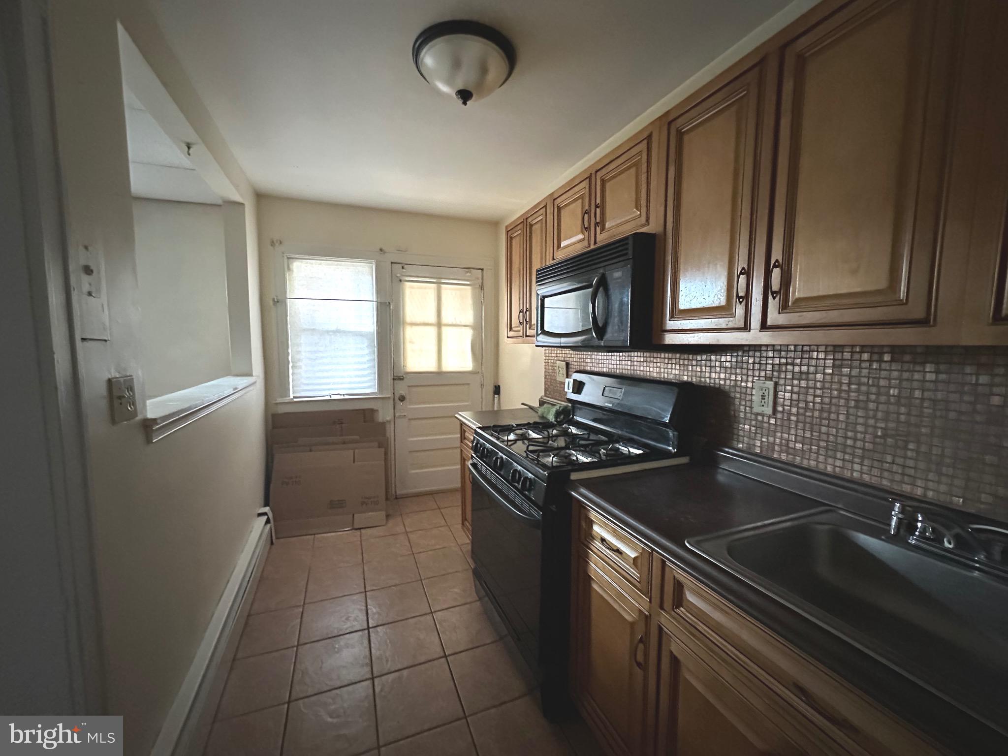 ARLINGTON - Residential